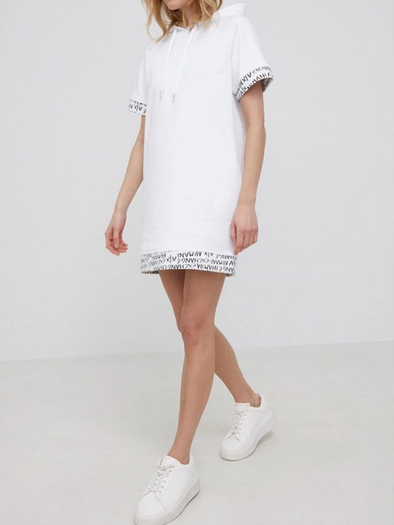 Платья Armani Exchange модель 3LYA98-YJ5XZ-1000 Платья Armani Exchange модель 3LYA98-YJ5XZ-1000 Фото