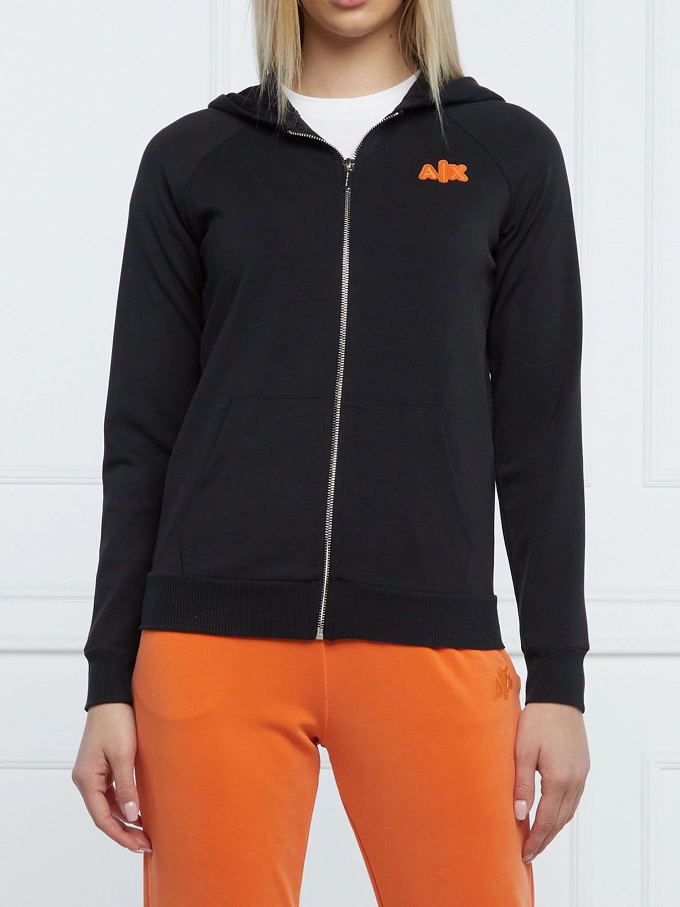 Худи и свитшоты Armani Exchange модель 3LYM69-YJ3XZ-1200 Худи и свитшоты Armani Exchange модель 3LYM69-YJ3XZ-1200 Фото