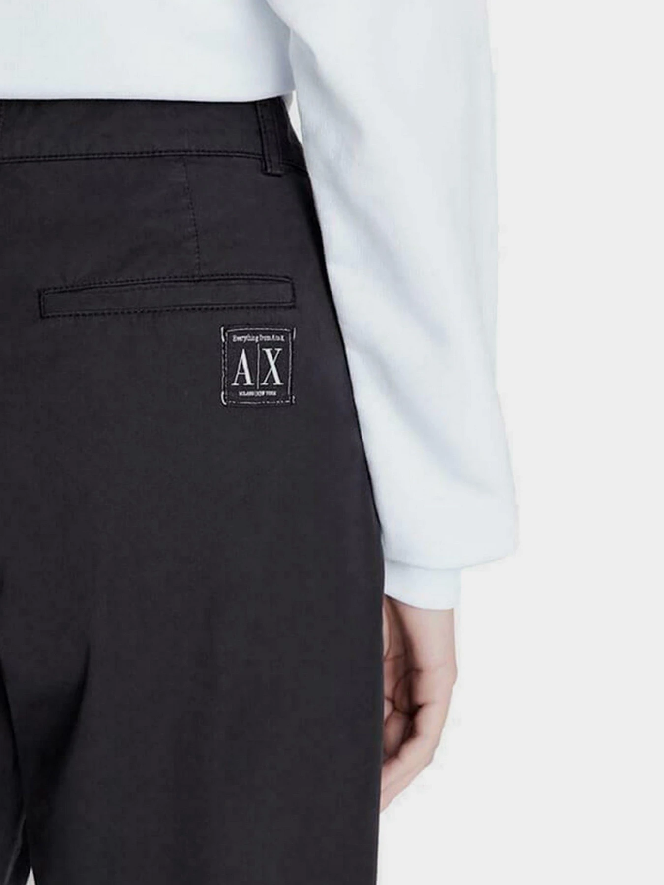 Брюки Armani Exchange модель 3LYP37-YNWTZ-1200 Брюки Armani Exchange модель 3LYP37-YNWTZ-1200 Фото