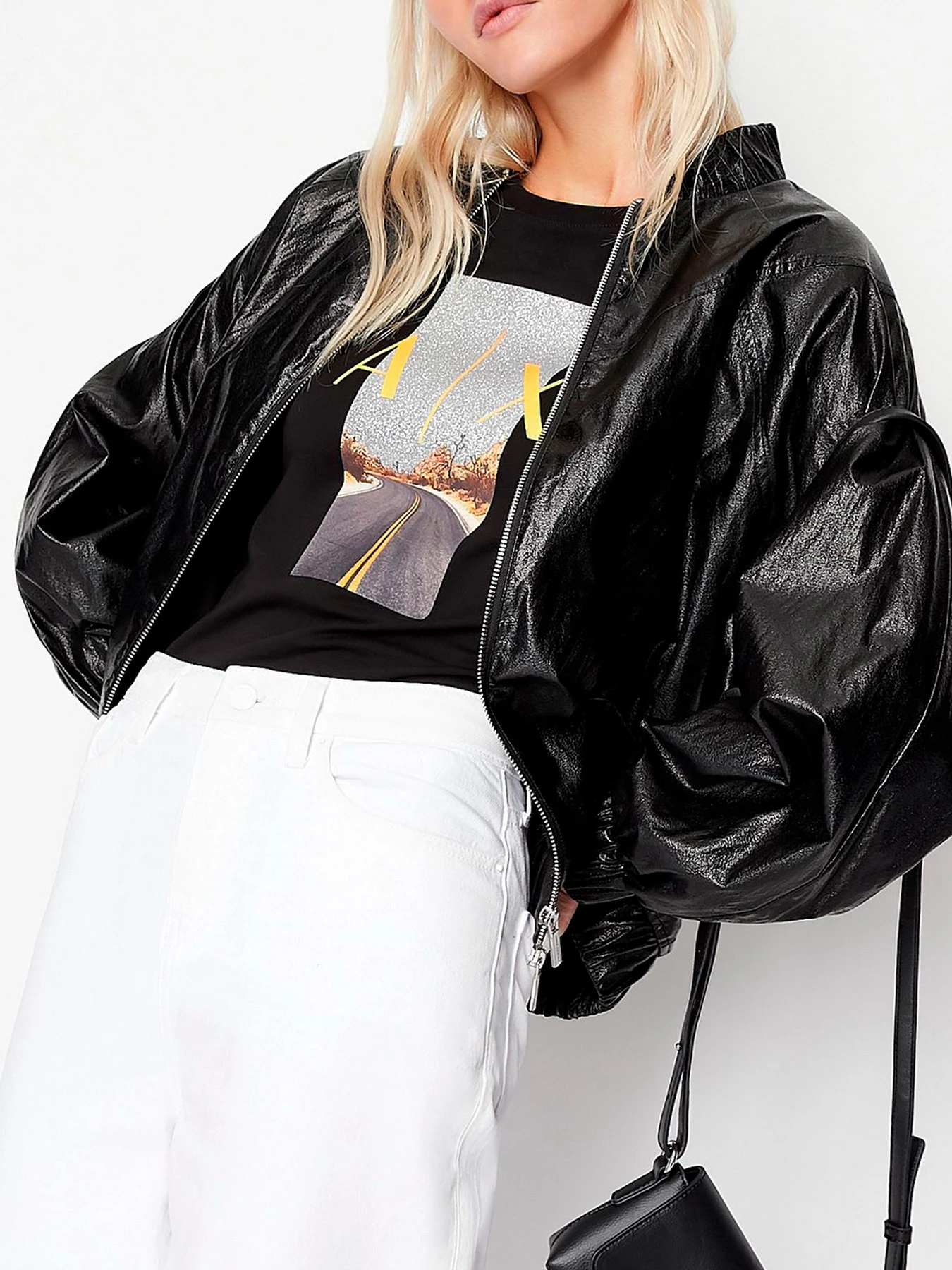 Футболки и поло Armani Exchange модель 3LYTAM-YJ3RZ-1200 Фото