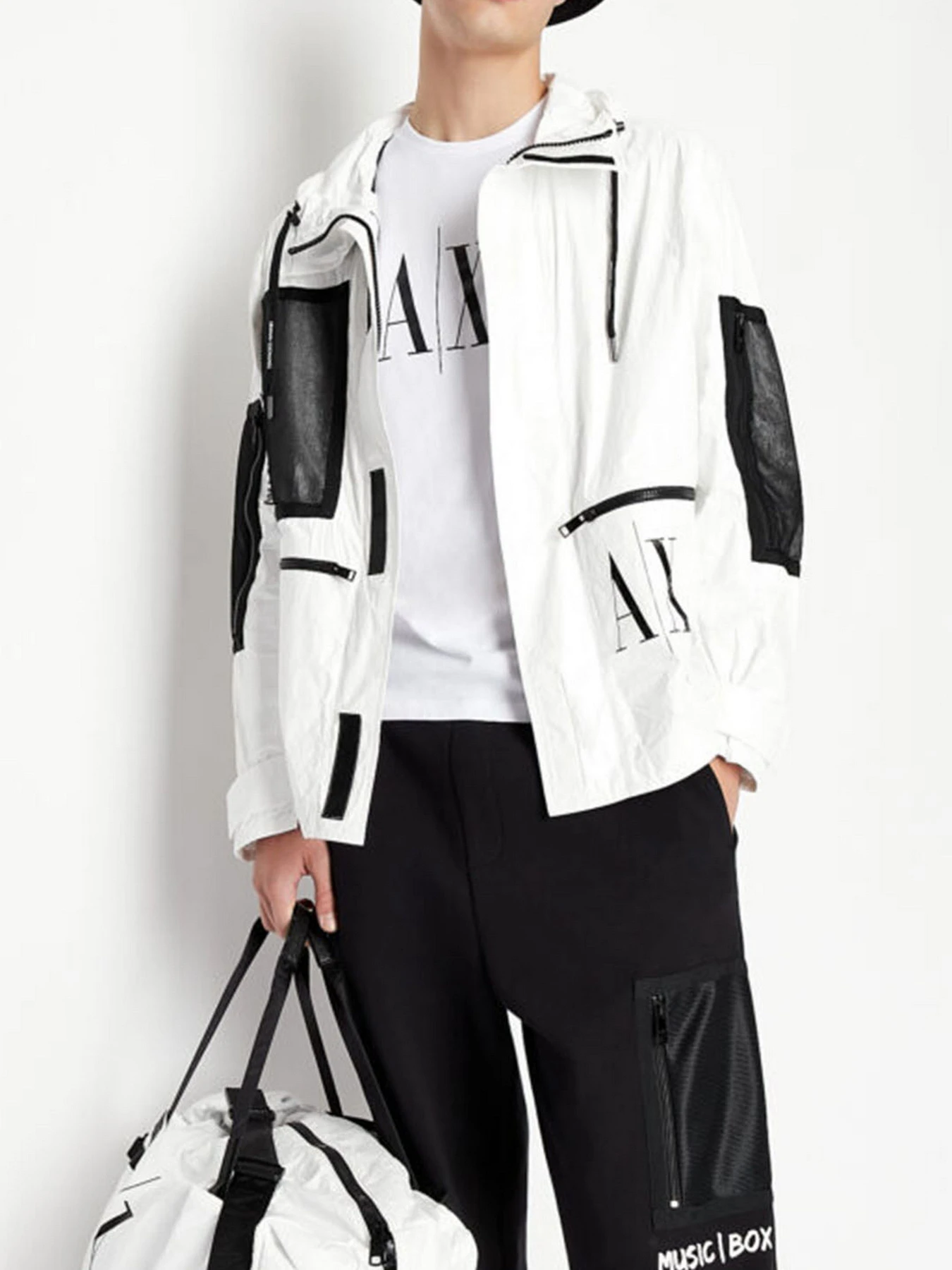 Куртки и дубленки Armani Exchange модель 3LZB45-ZNPRZ-2181 Фото