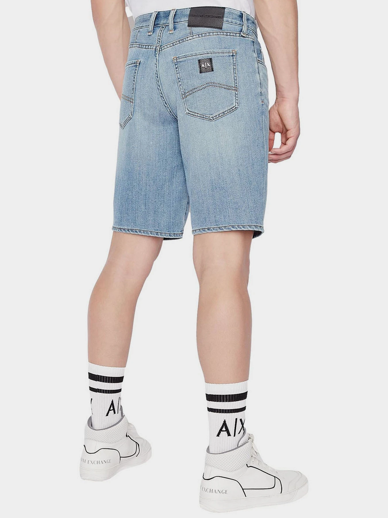Шорты Armani Exchange модель 3LZJ65-Z1FCZ-1500 Шорты Armani Exchange модель 3LZJ65-Z1FCZ-1500 Фото