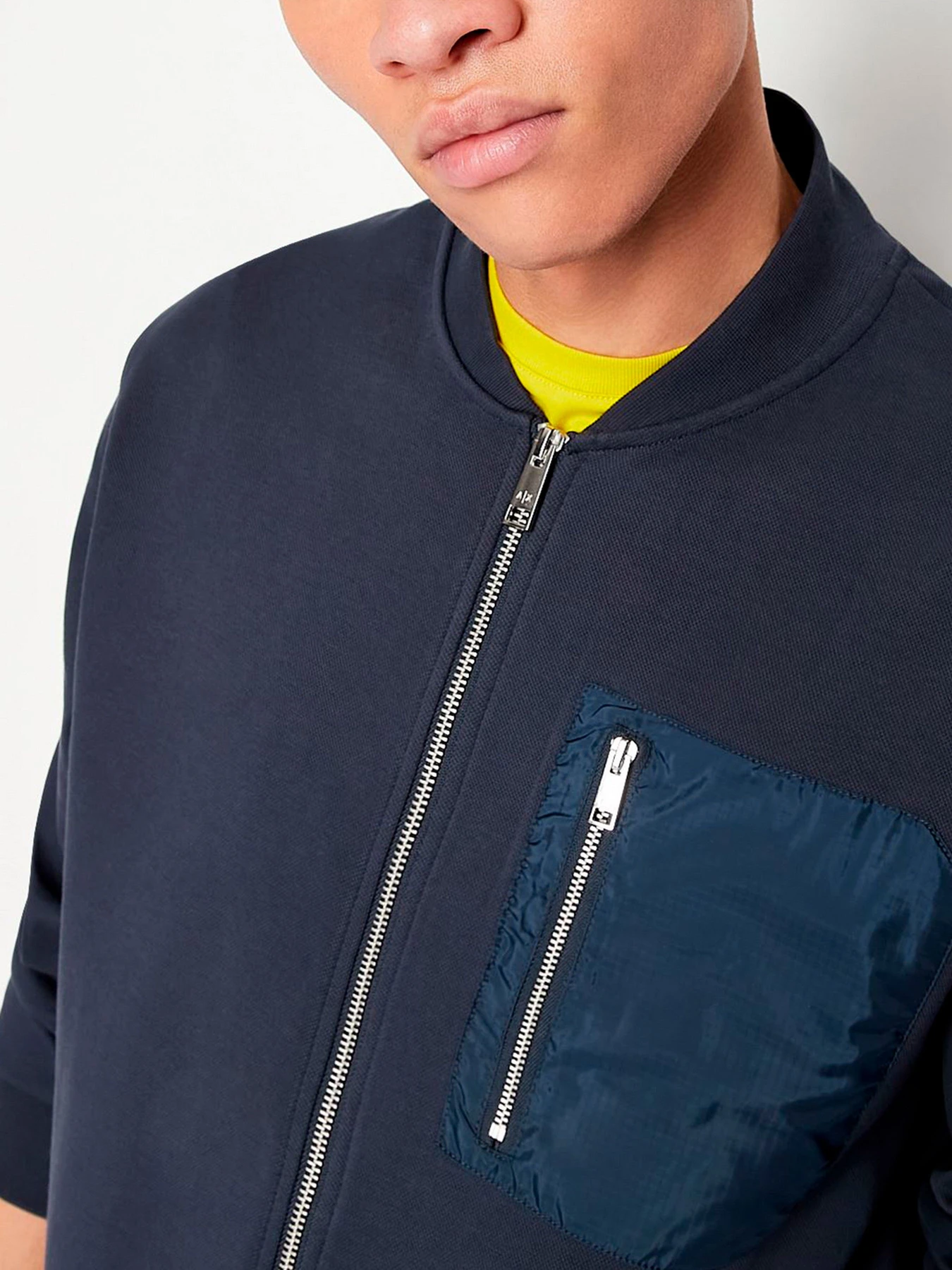 Худи и свитшоты Armani Exchange модель 3LZMFA-ZJ6MZ-1596 Худи и свитшоты Armani Exchange модель 3LZMFA-ZJ6MZ-1596 Фото