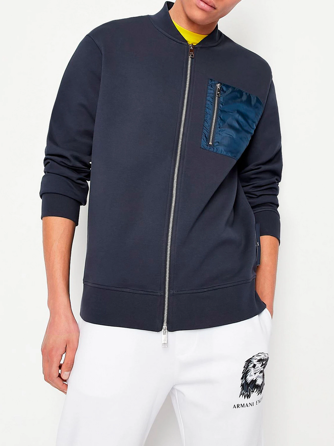 Худи и свитшоты Armani Exchange модель 3LZMFA-ZJ6MZ-1596 Худи и свитшоты Armani Exchange модель 3LZMFA-ZJ6MZ-1596 Фото