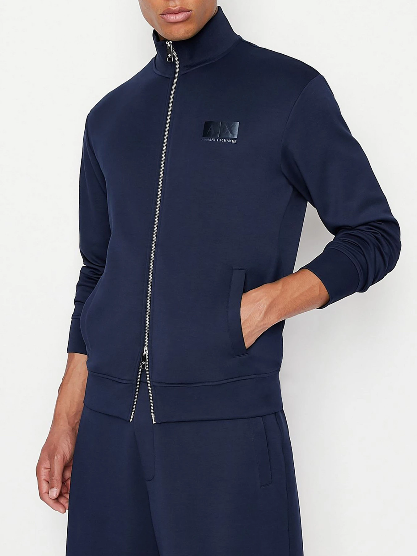 Худи и свитшоты Armani Exchange модель 3LZMHD-ZJZDZ-15BA Худи и свитшоты Armani Exchange модель 3LZMHD-ZJZDZ-15BA Фото