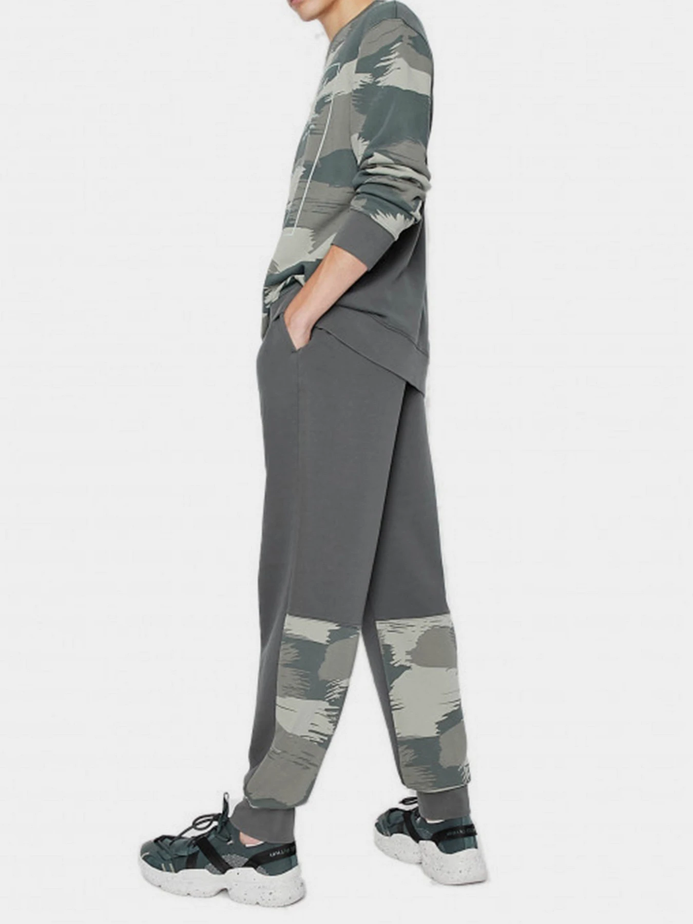 Брюки Armani Exchange модель 3LZPHA-ZJEFZ-0870 Брюки Armani Exchange модель 3LZPHA-ZJEFZ-0870 Фото