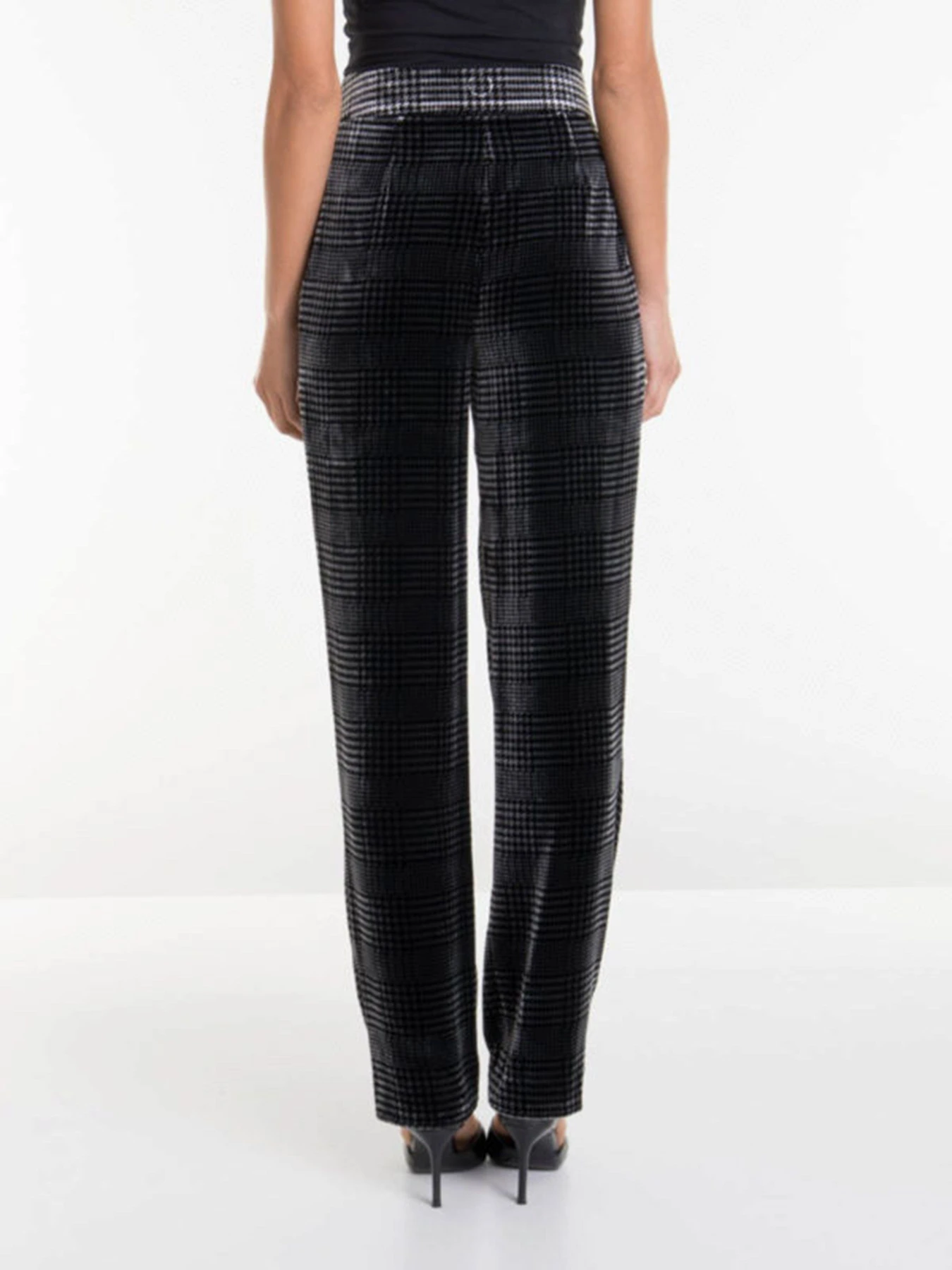 Брюки Emporio Armani модель 6H2P78-2NMGZ-F615 Фото
