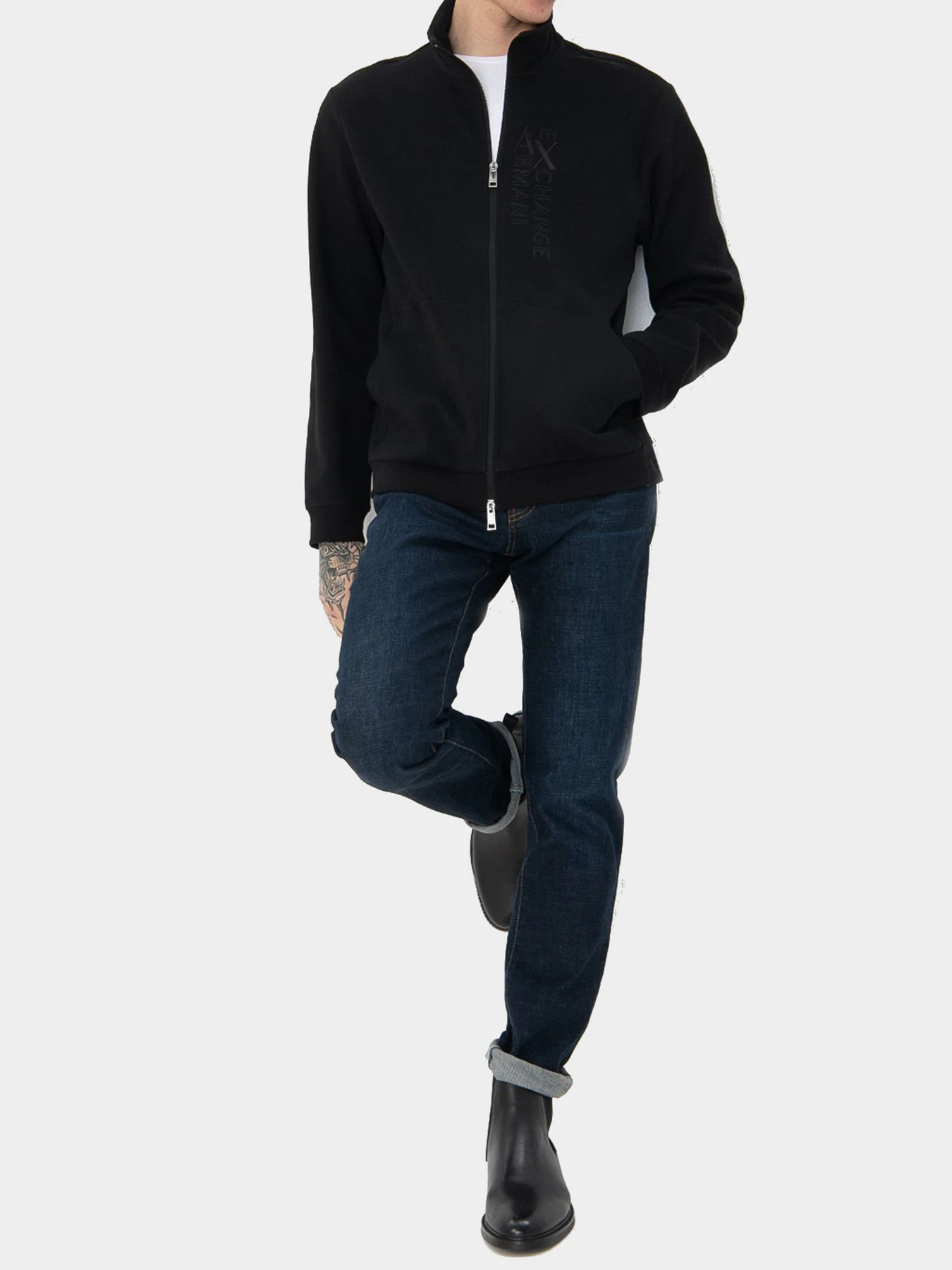Джинсы Armani Exchange модель 6HZJ16-Z1MKZ-1500 Джинсы Armani Exchange модель 6HZJ16-Z1MKZ-1500 Фото