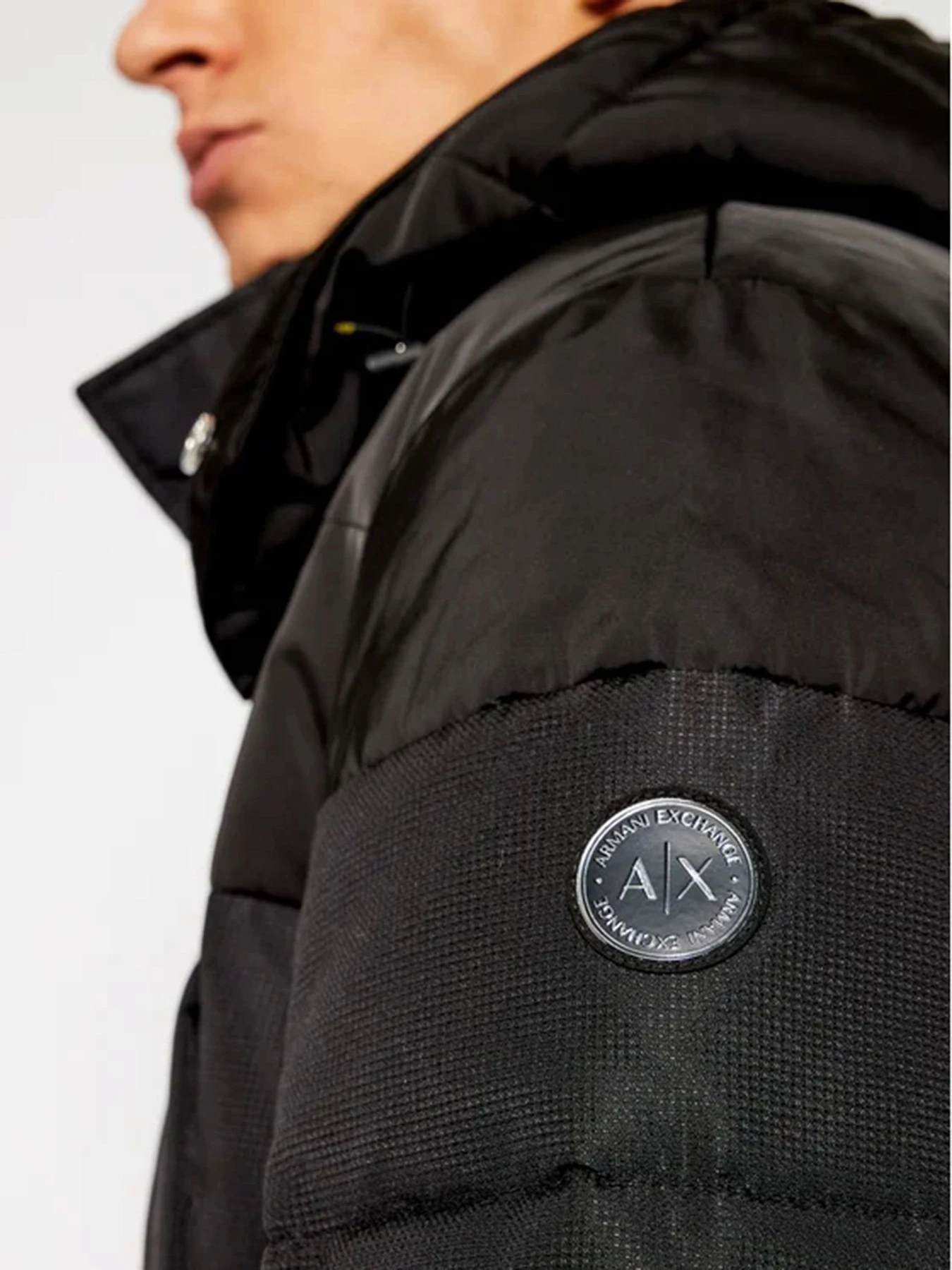 Куртки и дубленки Armani Exchange модель 6HZL01-ZNFYZ-1200 Куртки и дубленки Armani Exchange модель 6HZL01-ZNFYZ-1200 Фото