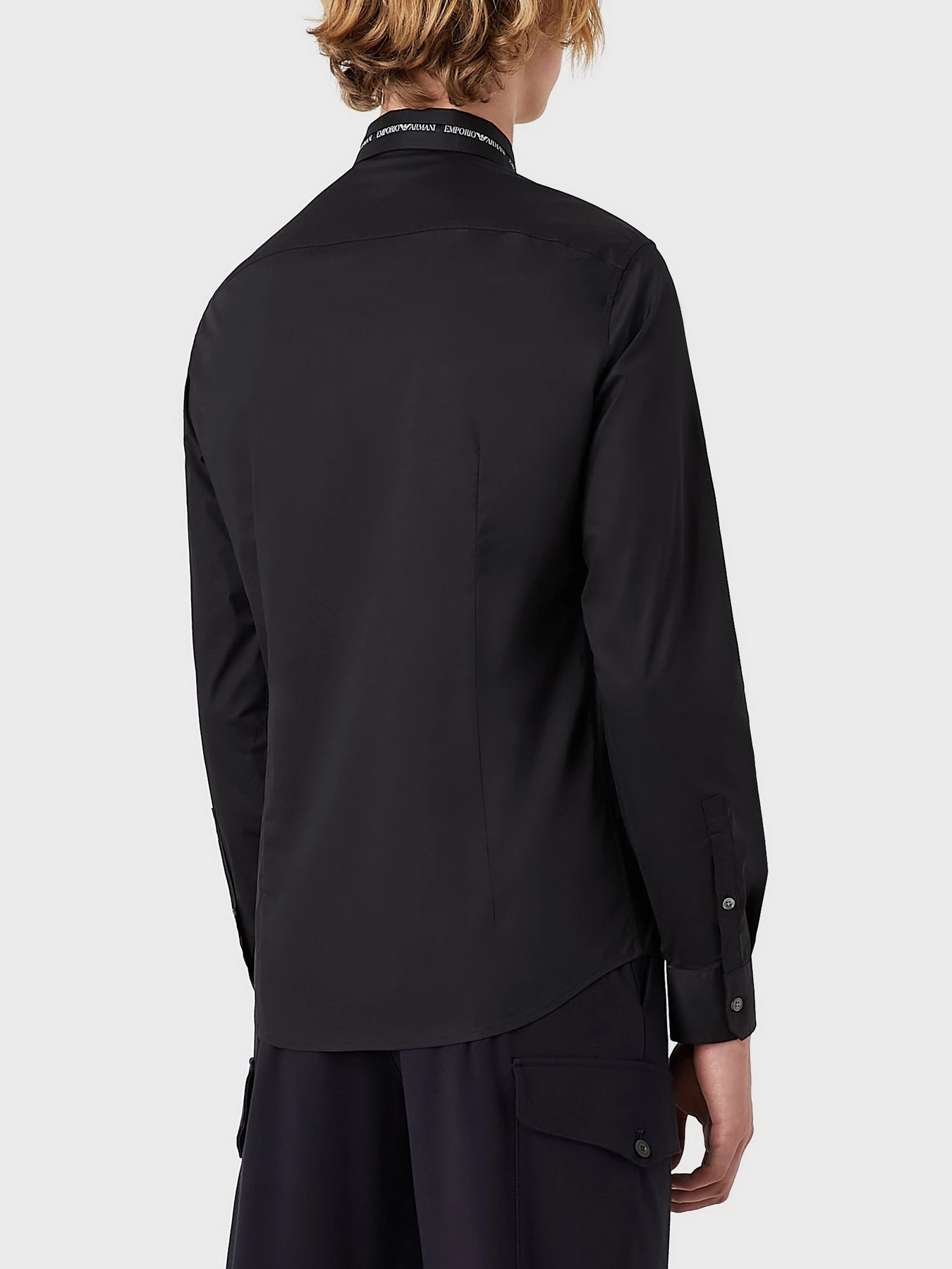 Рубашки Emporio Armani модель 6K1C68-1NZYZ-0920 Рубашки Emporio Armani модель 6K1C68-1NZYZ-0920 Фото