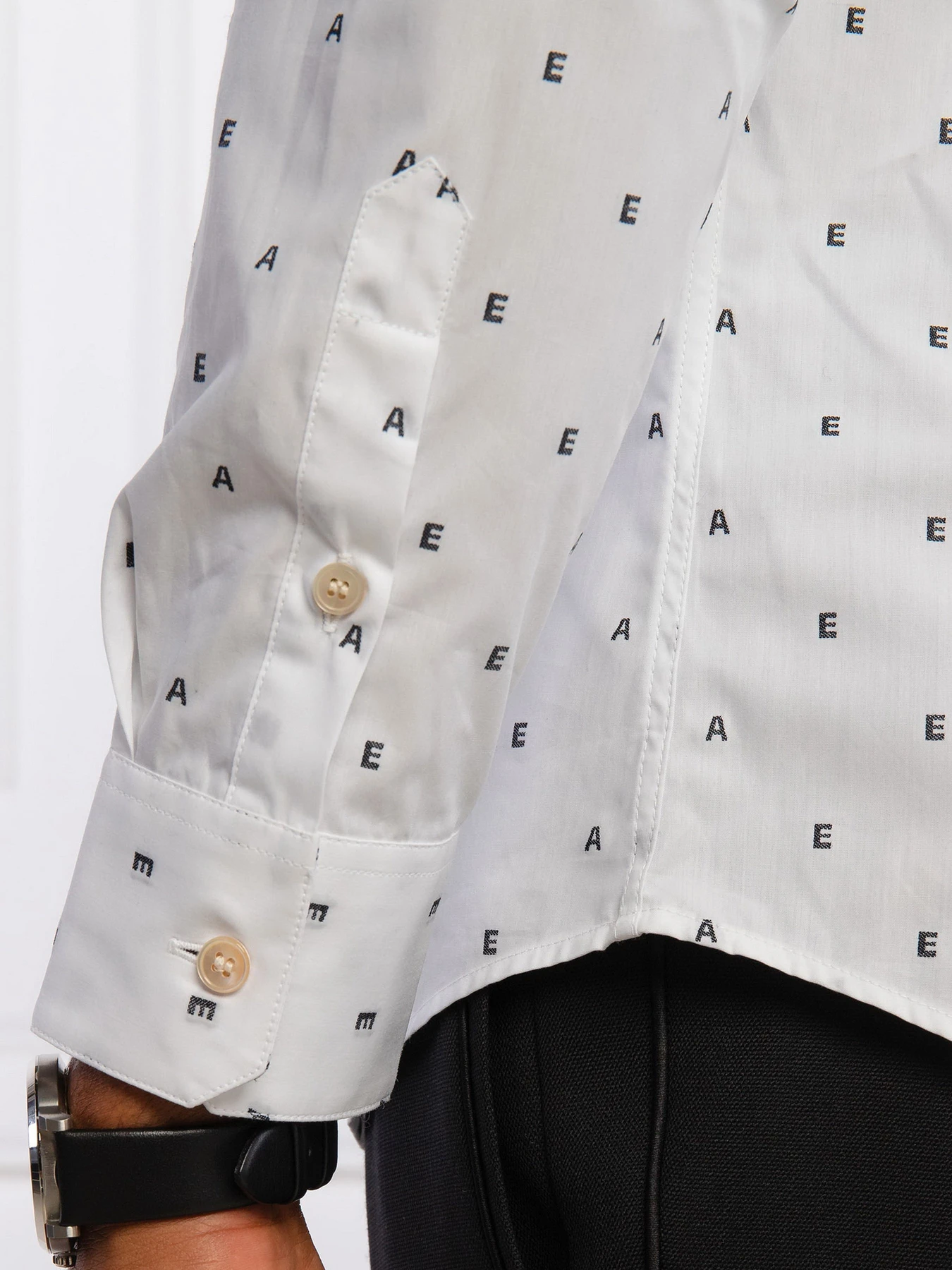 Рубашки Emporio Armani модель 6K1CD4-1N12Z-F100 Рубашки Emporio Armani модель 6K1CD4-1N12Z-F100 Фото