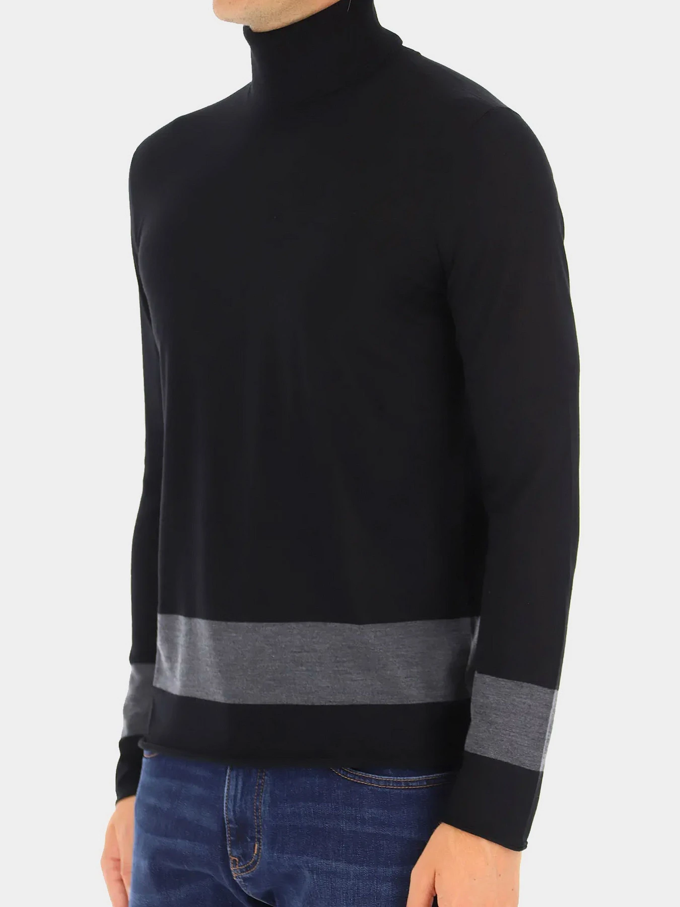 Худи и свитшоты Emporio Armani модель 6K1MXB-1MPVZ-0999 Худи и свитшоты Emporio Armani модель 6K1MXB-1MPVZ-0999 Фото