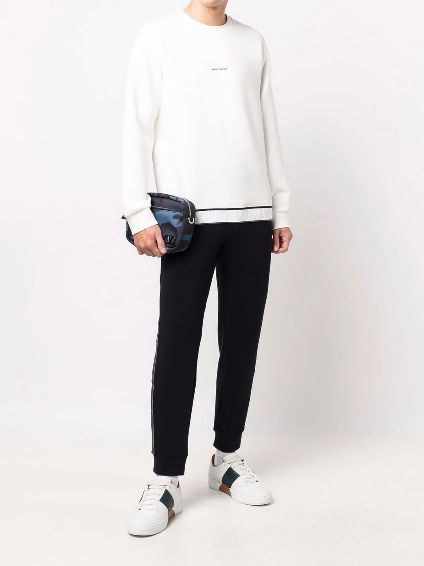 Брюки Emporio Armani модель 6K1P63-1JHSZ-0920 Брюки Emporio Armani модель 6K1P63-1JHSZ-0920 Фото