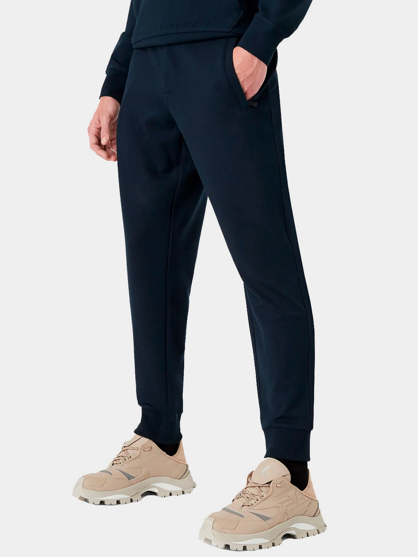 Брюки Emporio Armani модель 6K1P7R-1JS8Z-0922 Брюки Emporio Armani модель 6K1P7R-1JS8Z-0922 Фото