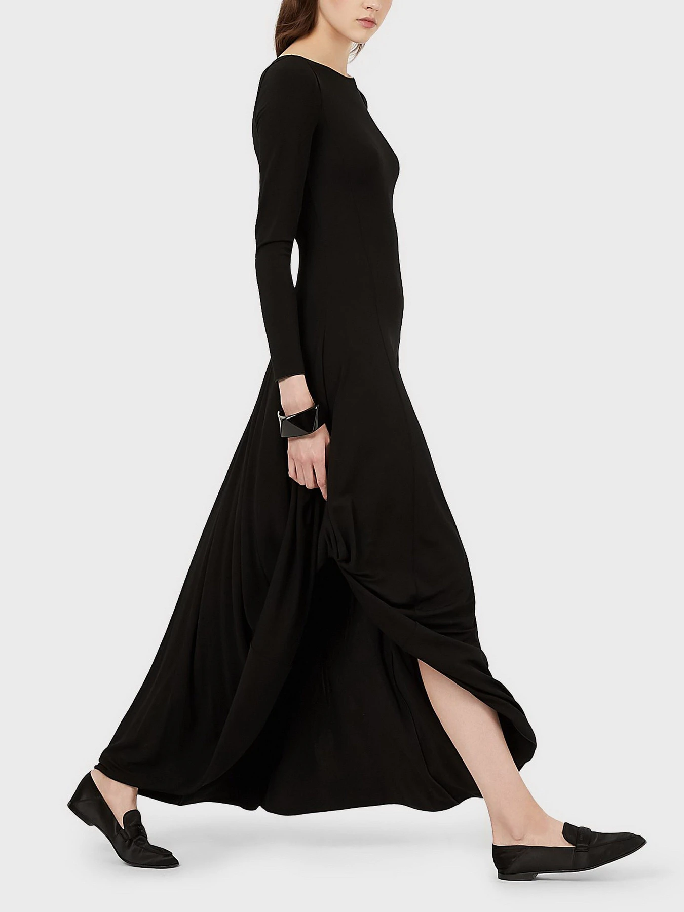 Платья Emporio Armani модель 6K2A8P-2JDCZ-0999 Платья Emporio Armani модель 6K2A8P-2JDCZ-0999 Фото