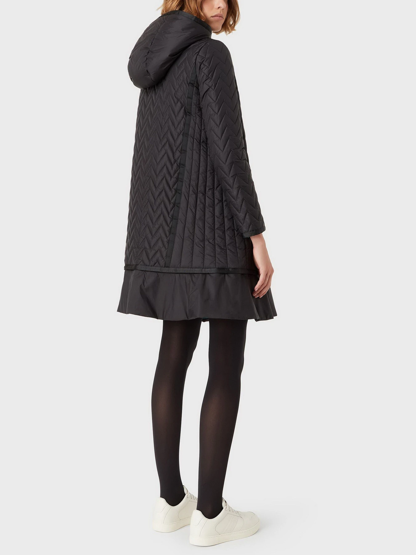 Куртки и дубленки Emporio Armani модель 6K2L62-2NJBZ-0999 Куртки и дубленки Emporio Armani модель 6K2L62-2NJBZ-0999 Фото