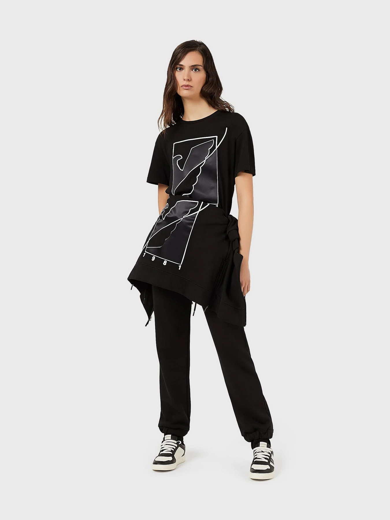 Брюки Emporio Armani модель 6K2P7A-2J60Z-0999 Брюки Emporio Armani модель 6K2P7A-2J60Z-0999 Фото