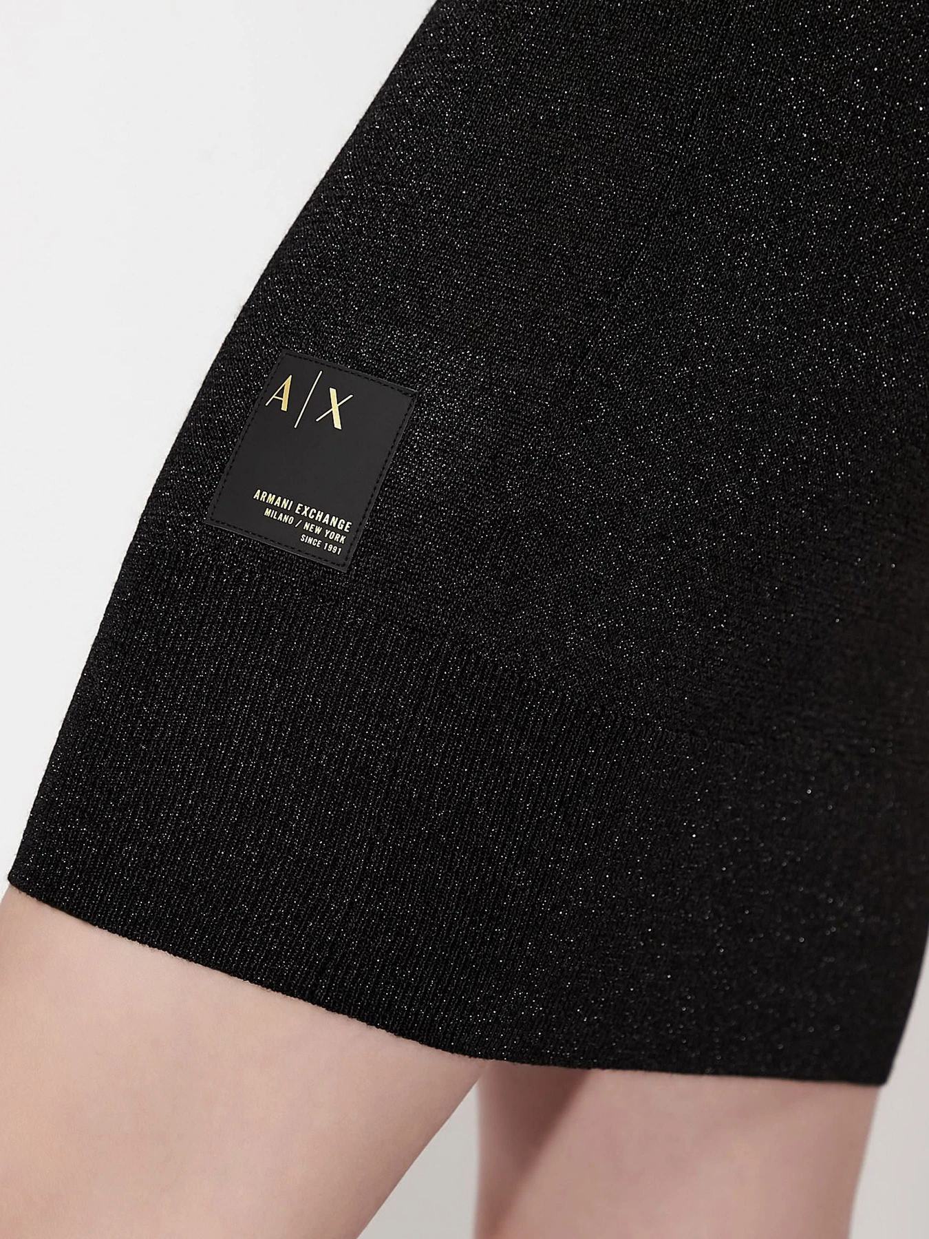 Платья Armani Exchange модель 6KYA1H-YMT7Z-1200 Платья Armani Exchange модель 6KYA1H-YMT7Z-1200 Фото