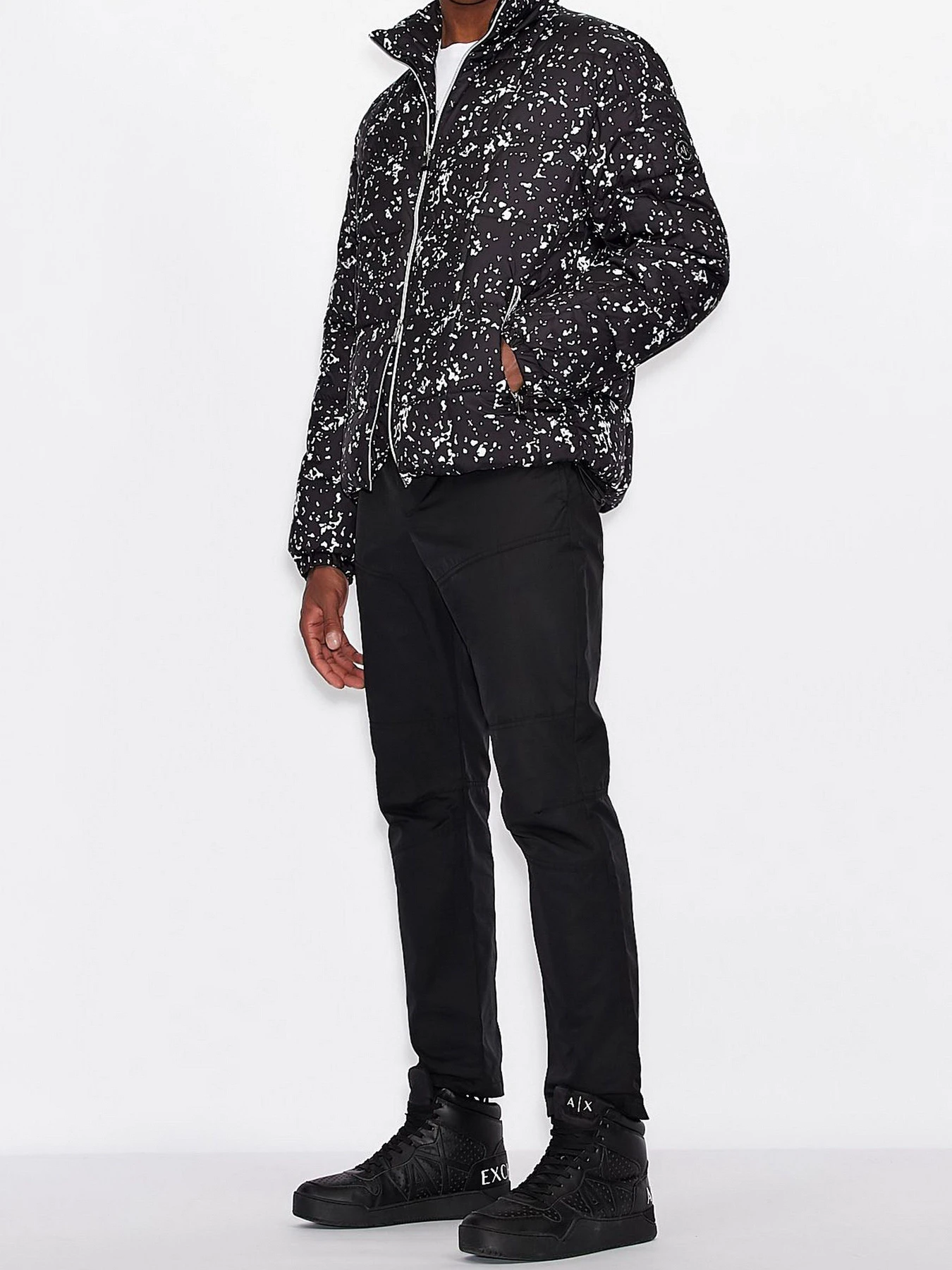 Куртки и дубленки Armani Exchange модель 6KZB06-ZNKRZ-9213 Куртки и дубленки Armani Exchange модель 6KZB06-ZNKRZ-9213 Фото