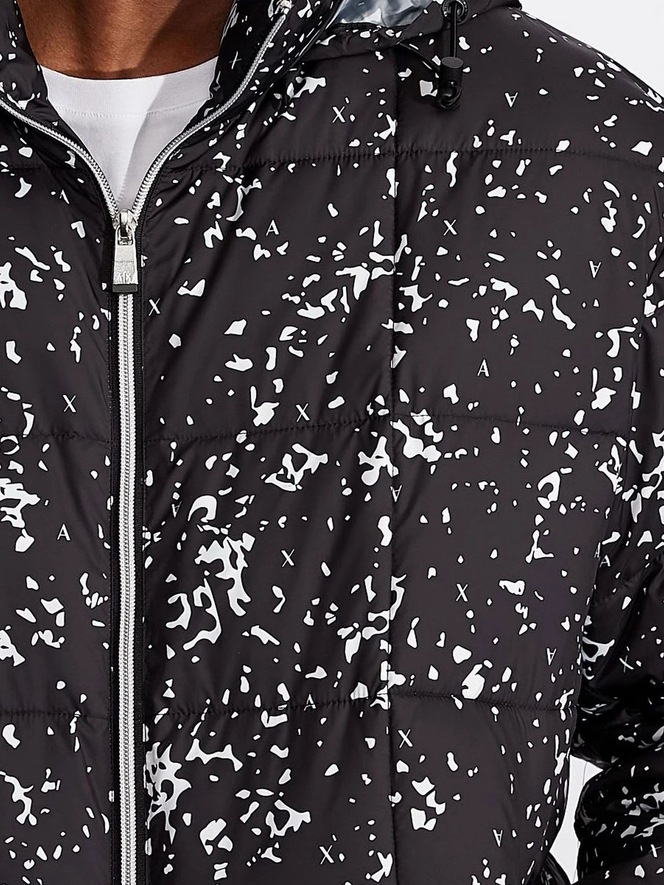 Куртки и дубленки Armani Exchange модель 6KZB06-ZNKRZ-9213 Куртки и дубленки Armani Exchange модель 6KZB06-ZNKRZ-9213 Фото
