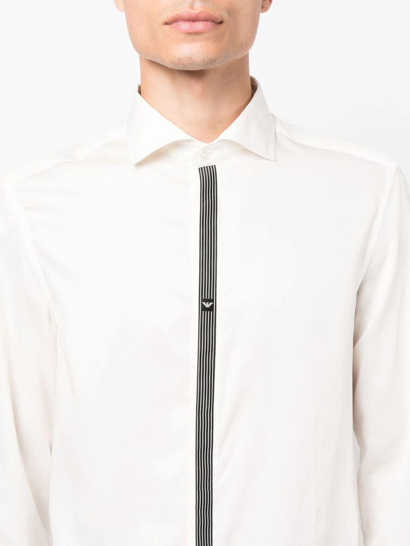 Рубашки Emporio Armani модель 6L1C97-1NT6Z-01A9 Рубашки Emporio Armani модель 6L1C97-1NT6Z-01A9 Фото