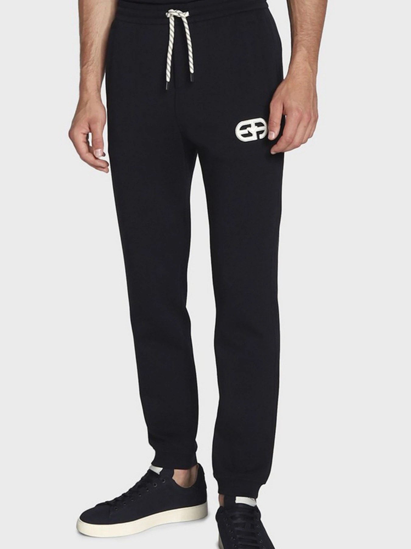 Брюки Emporio Armani модель 6L1PE5-1JHSZ-0920 Брюки Emporio Armani модель 6L1PE5-1JHSZ-0920 Фото