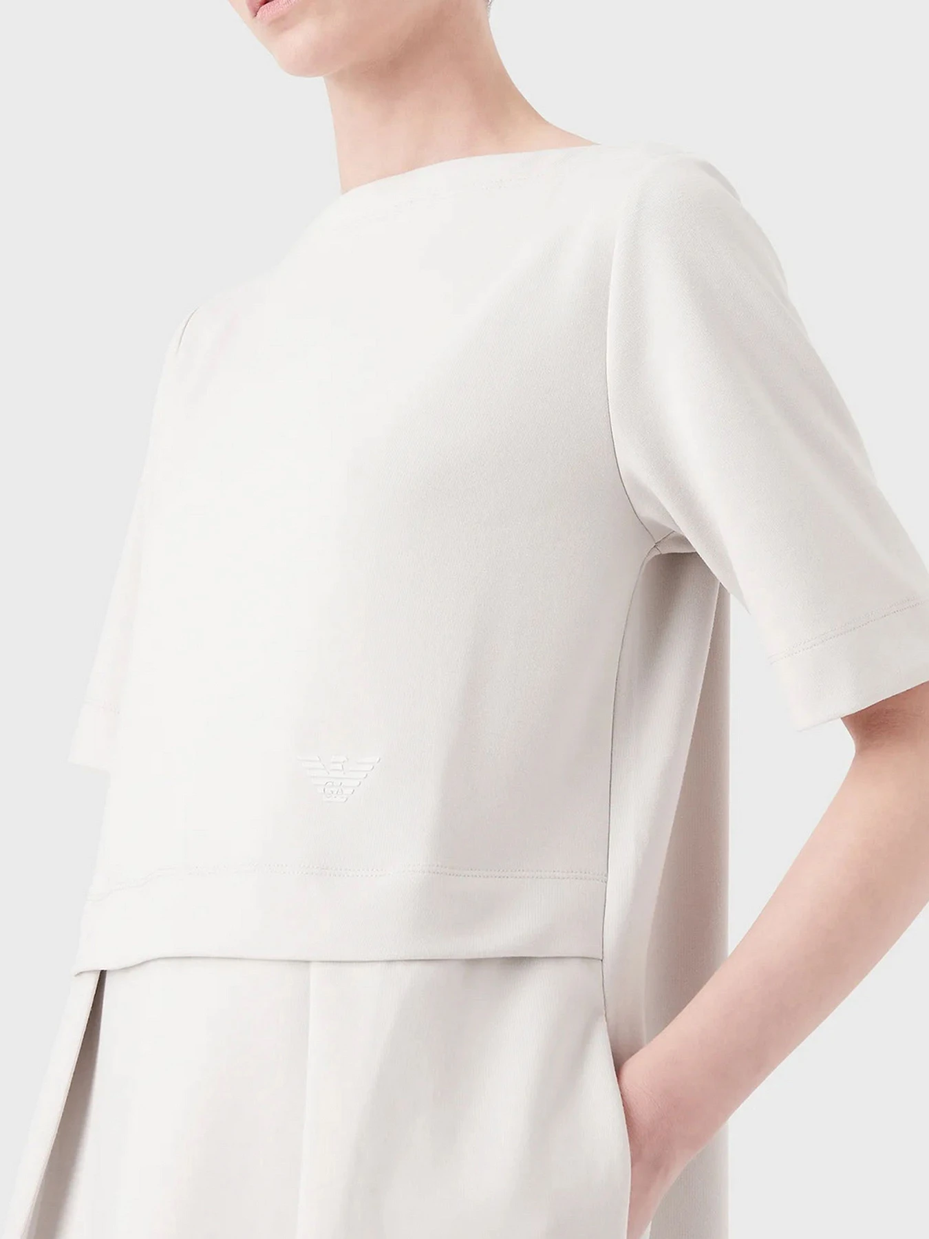 Платья Emporio Armani модель 6L2A7A-2JRKZ-0602 Платья Emporio Armani модель 6L2A7A-2JRKZ-0602 Фото