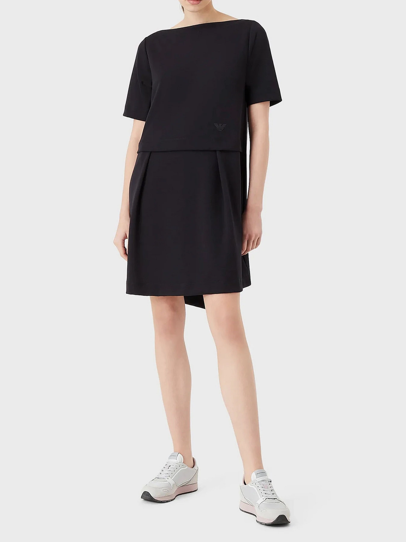 Платья Emporio Armani модель 6L2A7A-2JRKZ-0926 Платья Emporio Armani модель 6L2A7A-2JRKZ-0926 Фото