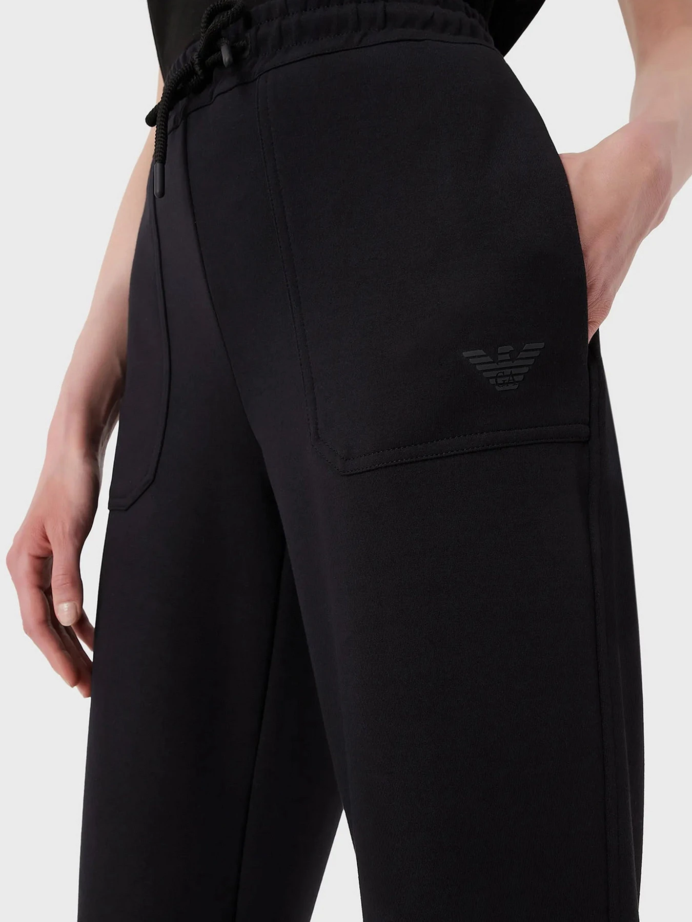 Брюки Emporio Armani модель 6L2P7A-2JRKZ-0926 Брюки Emporio Armani модель 6L2P7A-2JRKZ-0926 Фото