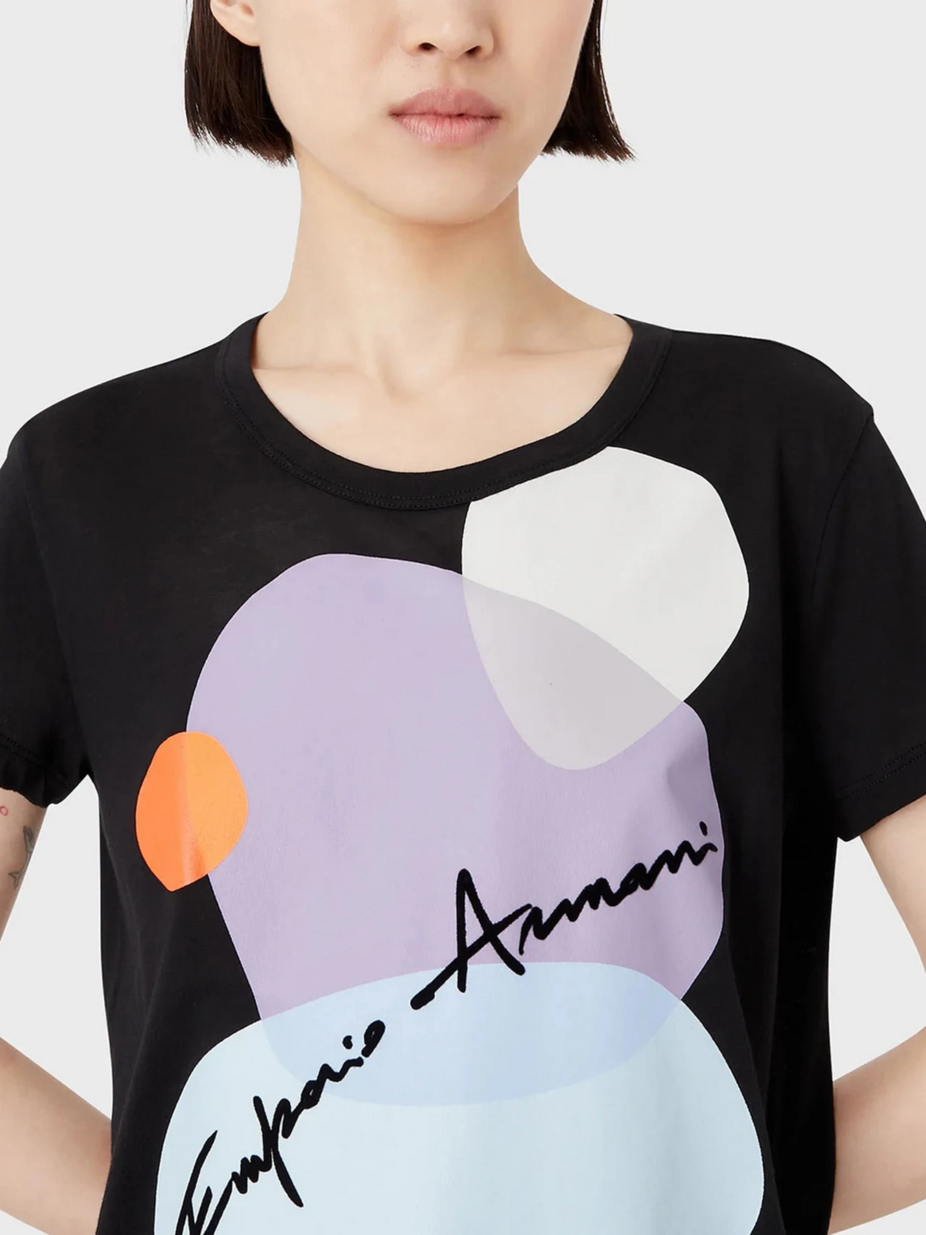 Футболки и поло Emporio Armani модель 6L2T7V-2JTAZ-0999 Футболки и поло Emporio Armani модель 6L2T7V-2JTAZ-0999 Фото