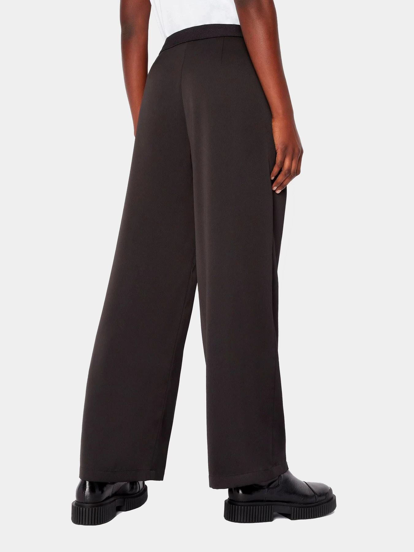 Брюки Armani Exchange модель 6LYP36-YN3JZ-1200 Брюки Armani Exchange модель 6LYP36-YN3JZ-1200 Фото