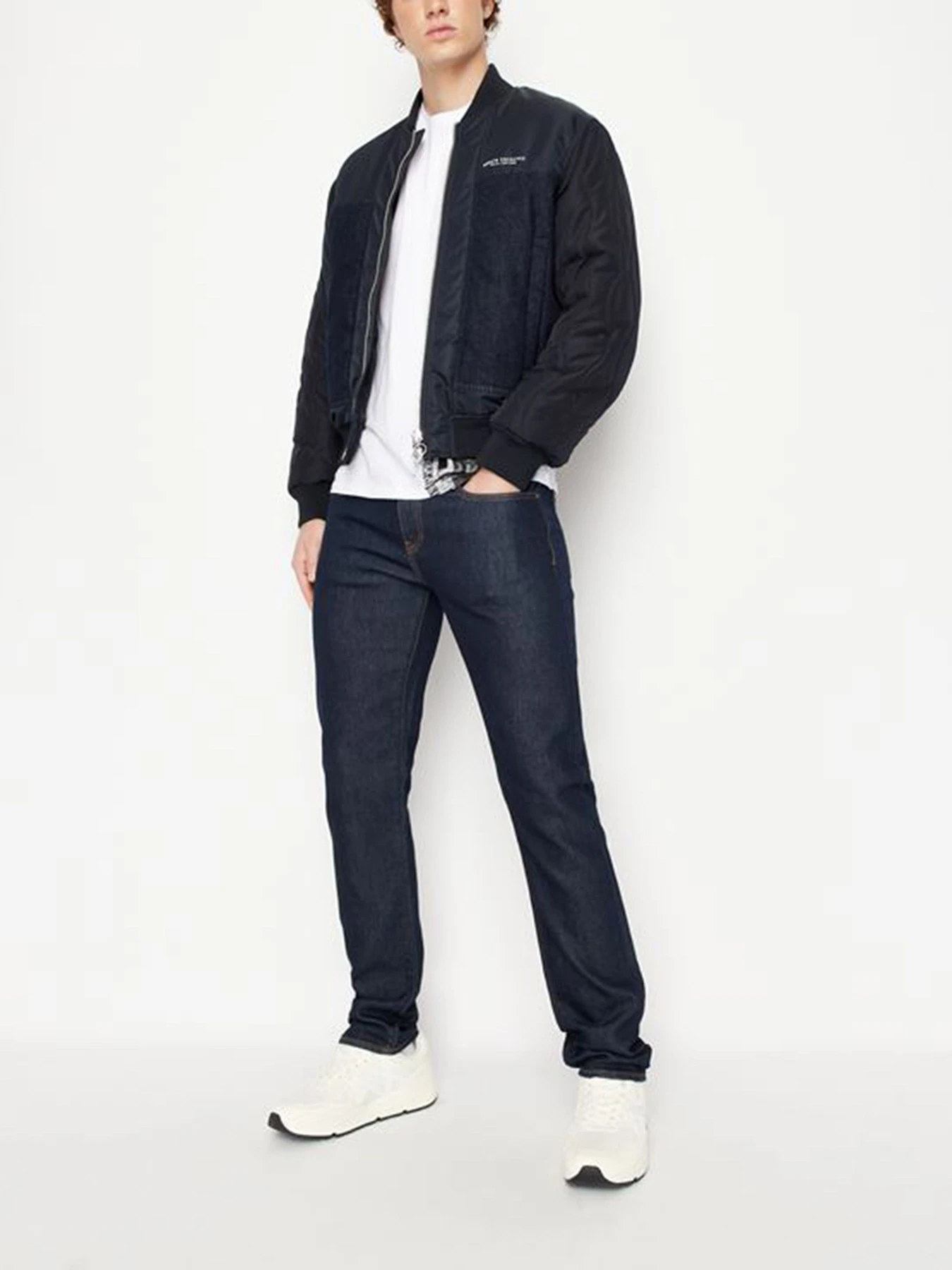 Джинсы Armani Exchange модель 6LZJ13-Z3P6Z-1500 Фото