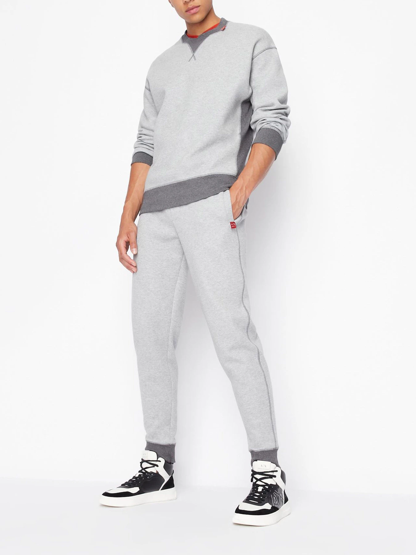 Худи и свитшоты Armani Exchange модель 6LZMBB-ZJBLZ-49AF Худи и свитшоты Armani Exchange модель 6LZMBB-ZJBLZ-49AF Фото