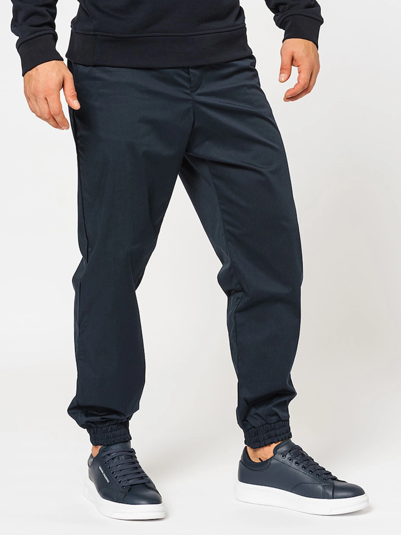 Брюки Armani Exchange модель 6LZP31-ZNYFZ-1510 Брюки Armani Exchange модель 6LZP31-ZNYFZ-1510 Фото