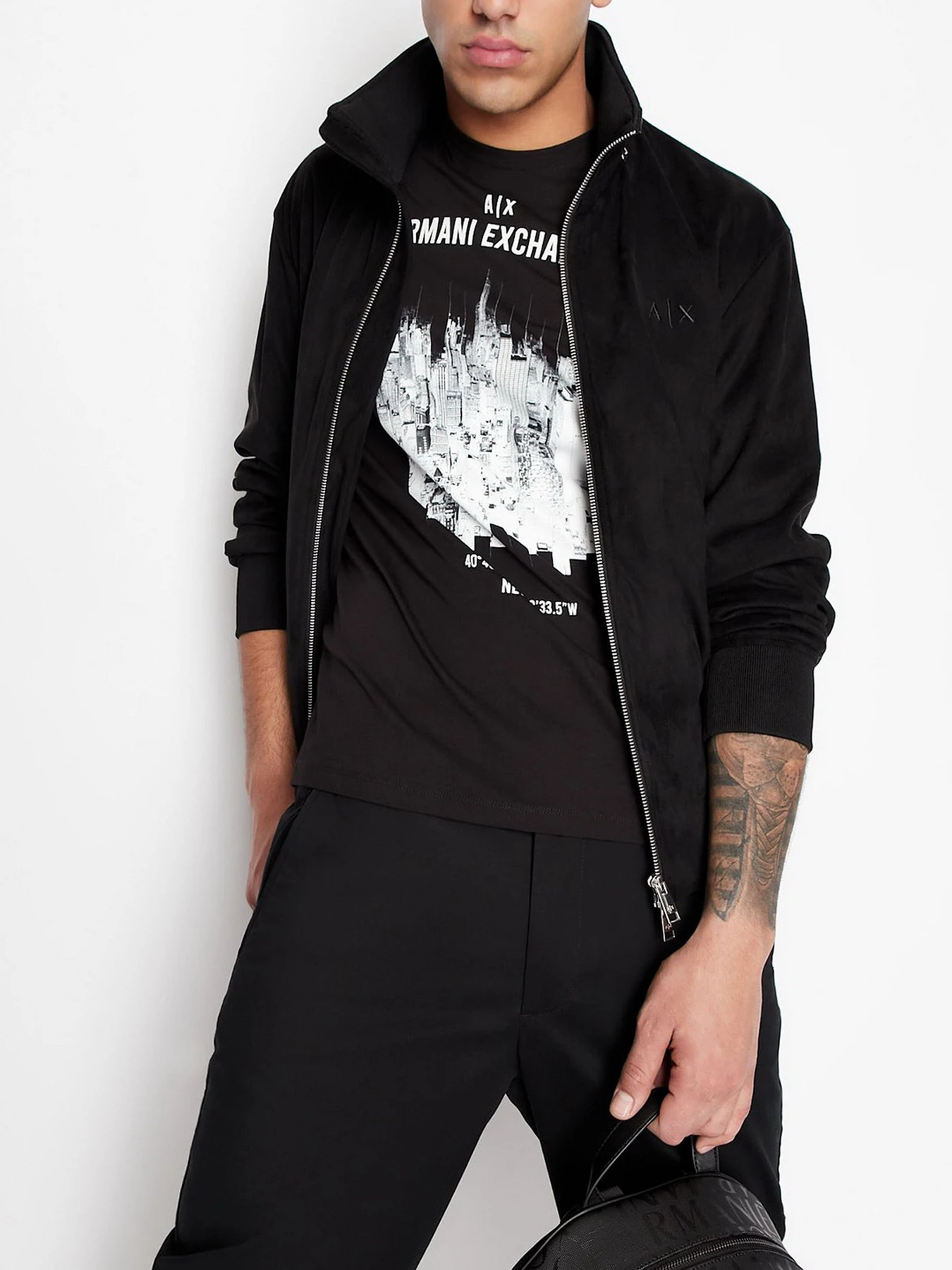 Футболки и поло Armani Exchange модель 6LZTFG-ZJBVZ-1200 Фото