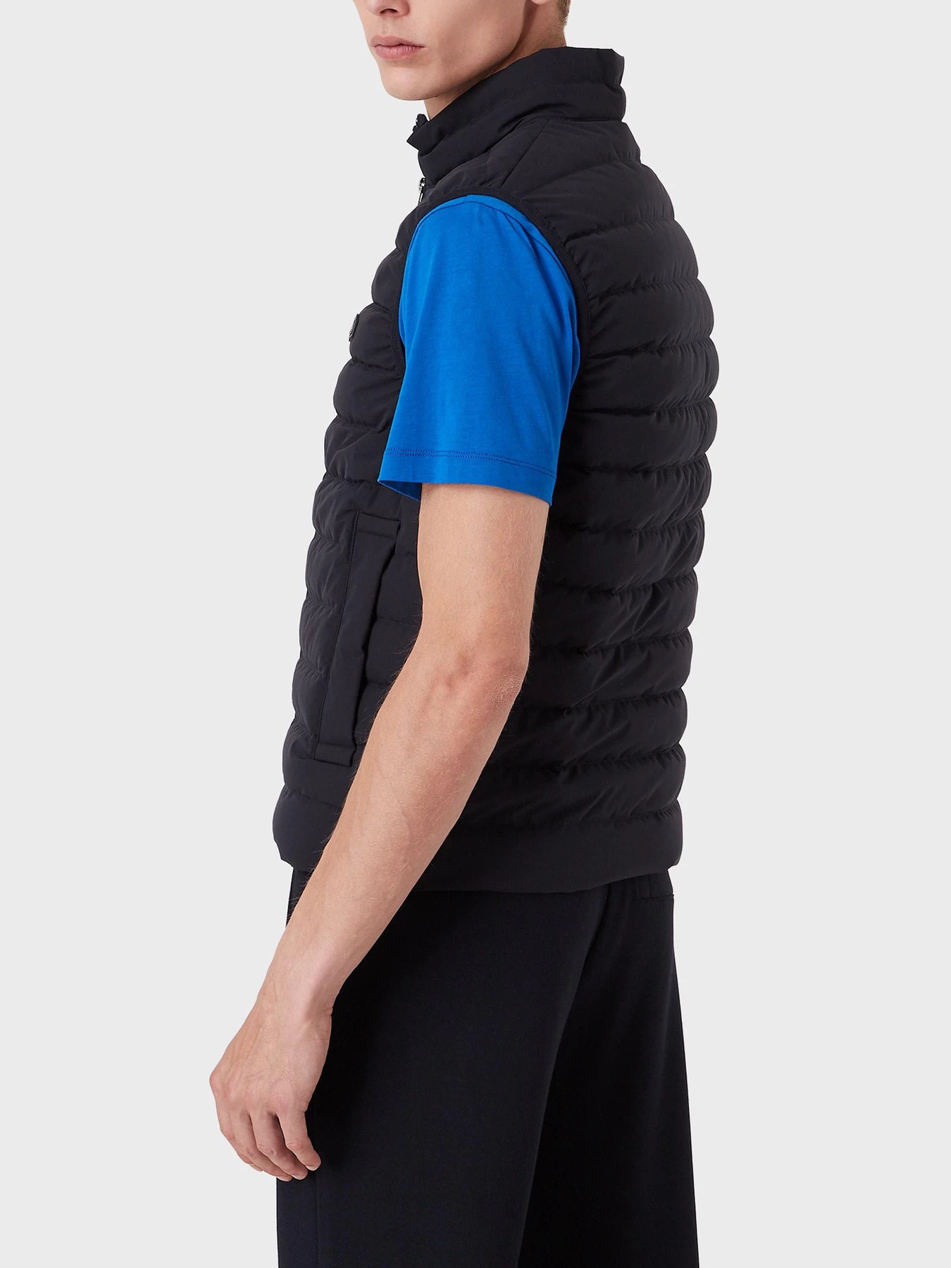 Куртки и дубленки Emporio Armani модель 8N1BQ1-1NLRZ-0920 Куртки и дубленки Emporio Armani модель 8N1BQ1-1NLRZ-0920 Фото