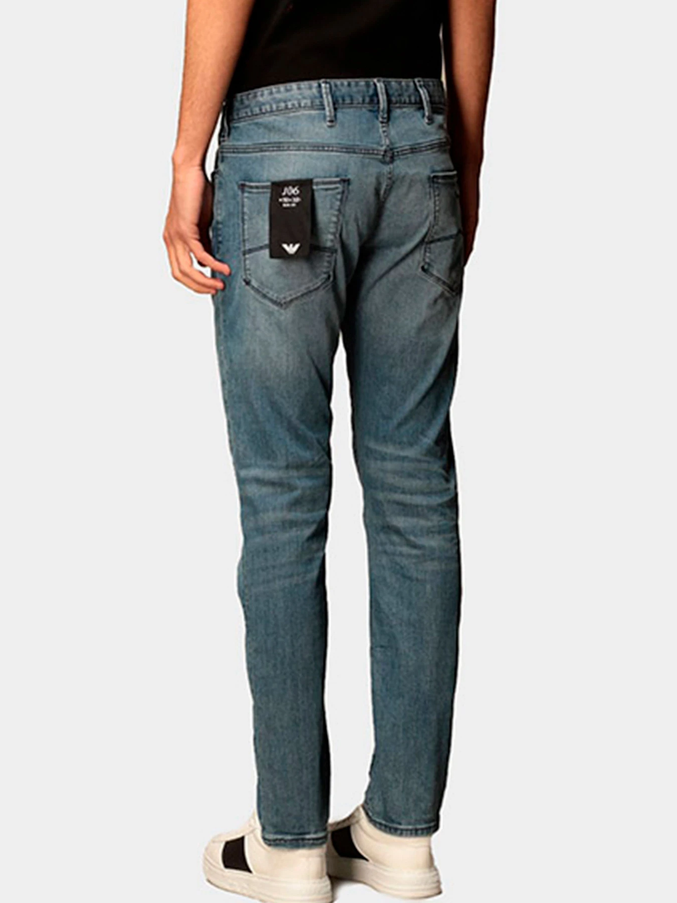 Джинсы Emporio Armani модель 8N1J06-1F19Z-0943 Джинсы Emporio Armani модель 8N1J06-1F19Z-0943 Фото