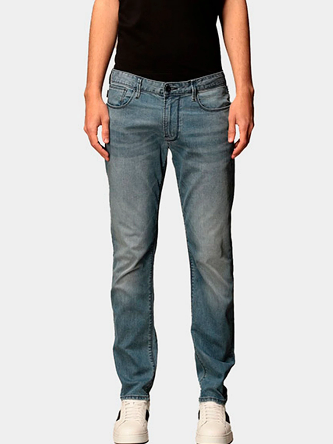 Джинсы Emporio Armani модель 8N1J06-1F19Z-0943 Джинсы Emporio Armani модель 8N1J06-1F19Z-0943 Фото