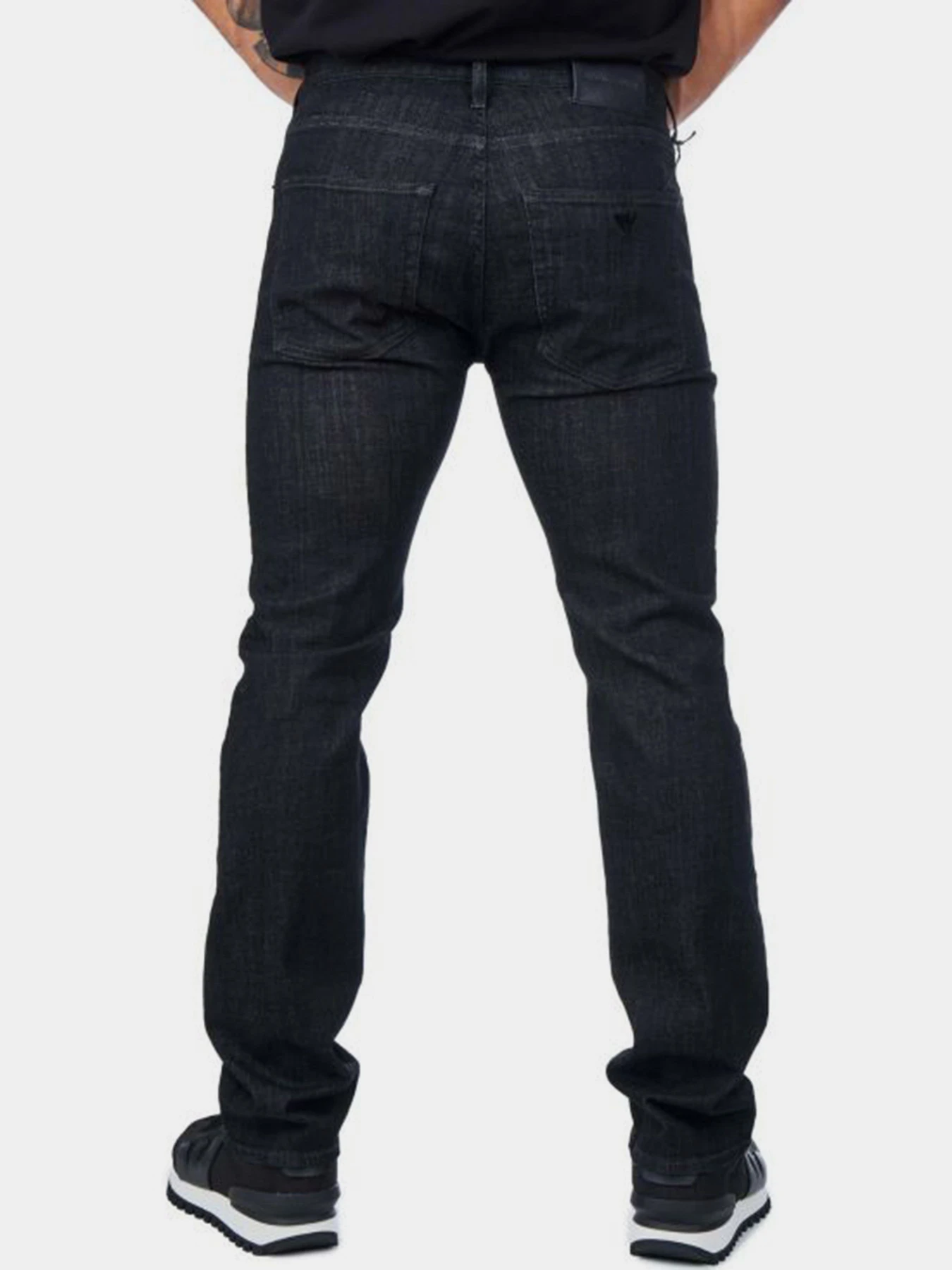 Джинсы Emporio Armani модель 8N1J45-1DV7Z-0005 Джинсы Emporio Armani модель 8N1J45-1DV7Z-0005 Фото
