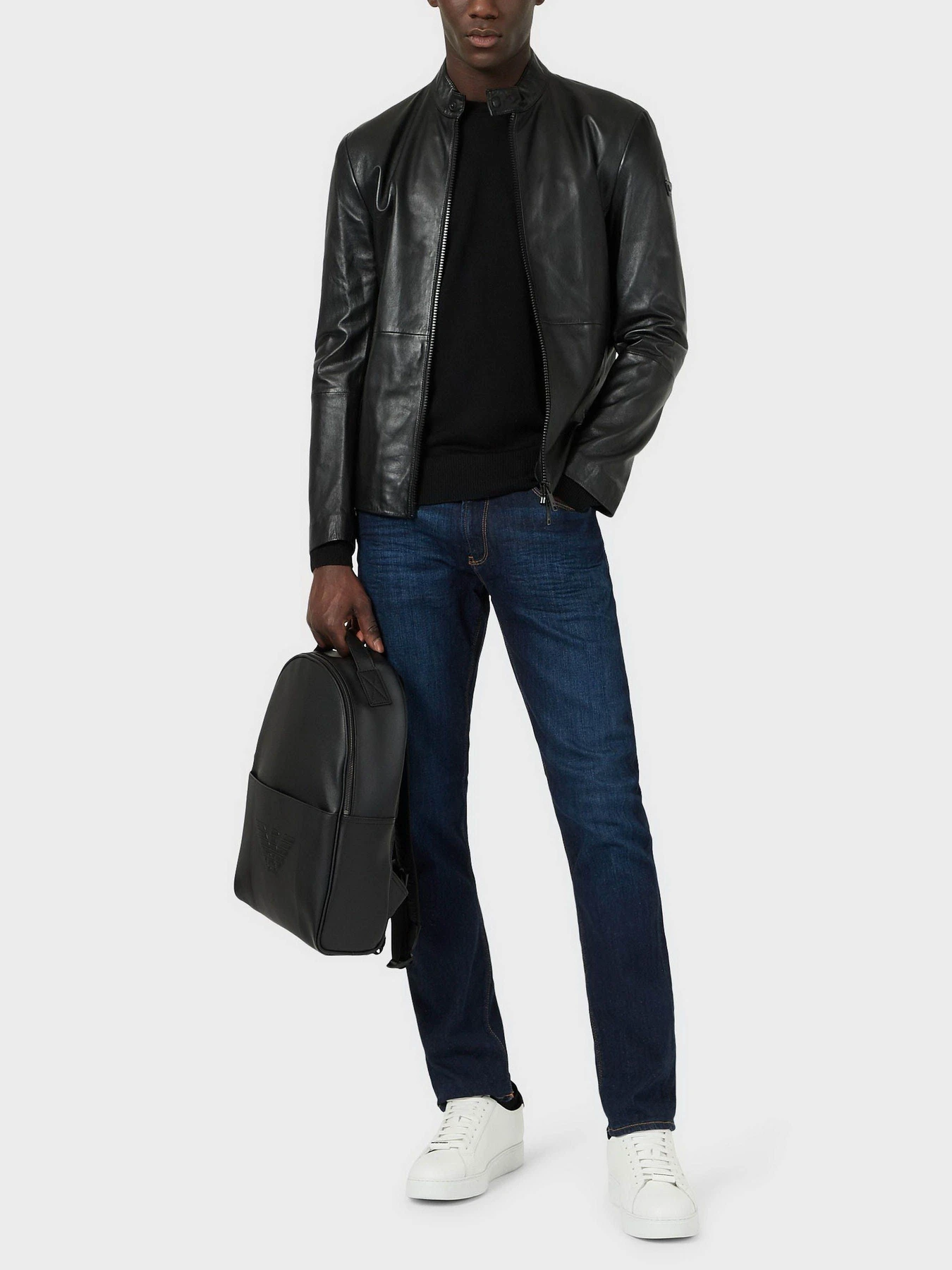 Худи и свитшоты Emporio Armani модель 8N1M42-1M67Z-0999 Худи и свитшоты Emporio Armani модель 8N1M42-1M67Z-0999 Фото