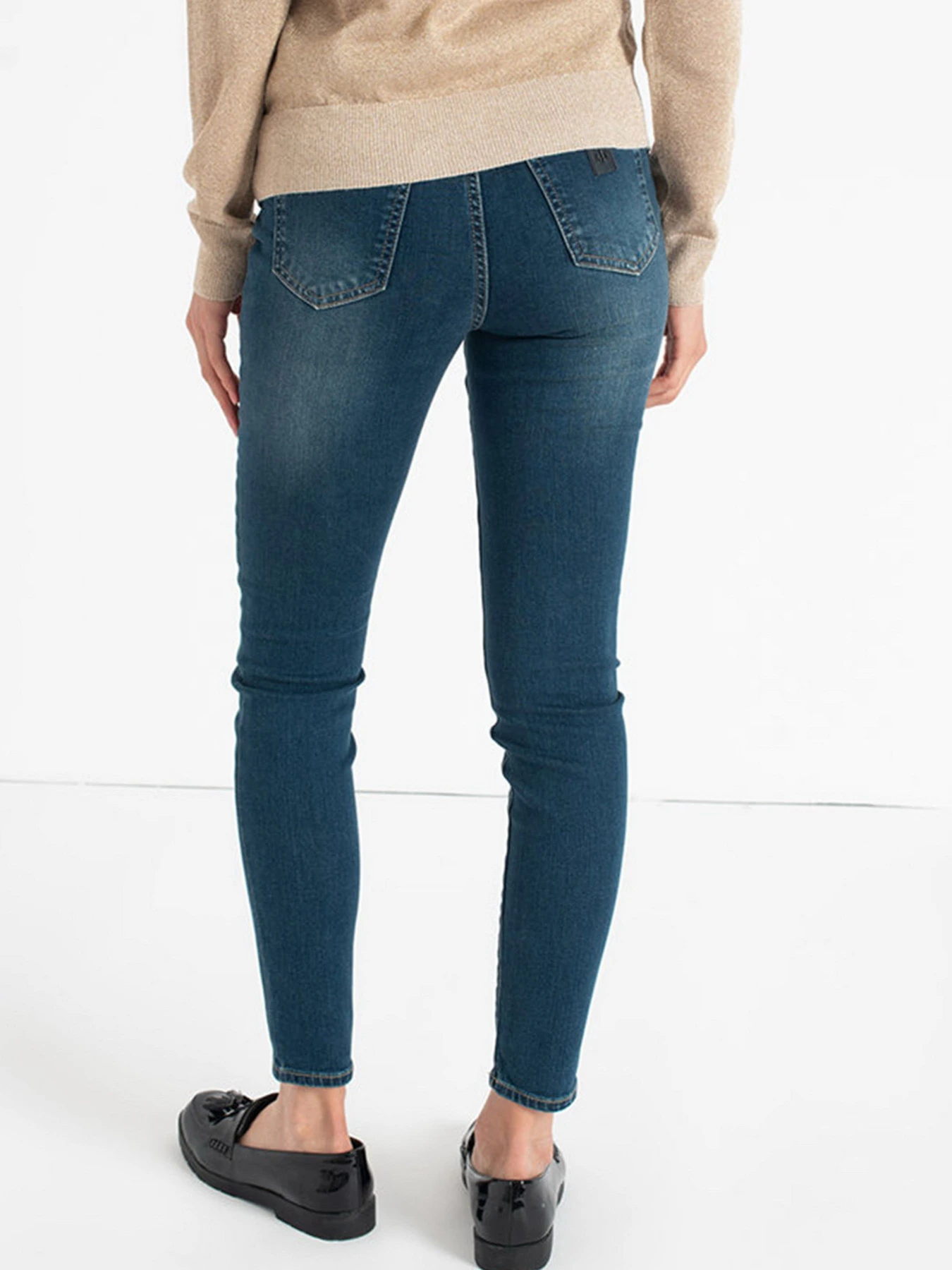 Джинсы Armani Exchange модель 8NYJ24-Y1TBZ-1500 Джинсы Armani Exchange модель 8NYJ24-Y1TBZ-1500 Фото