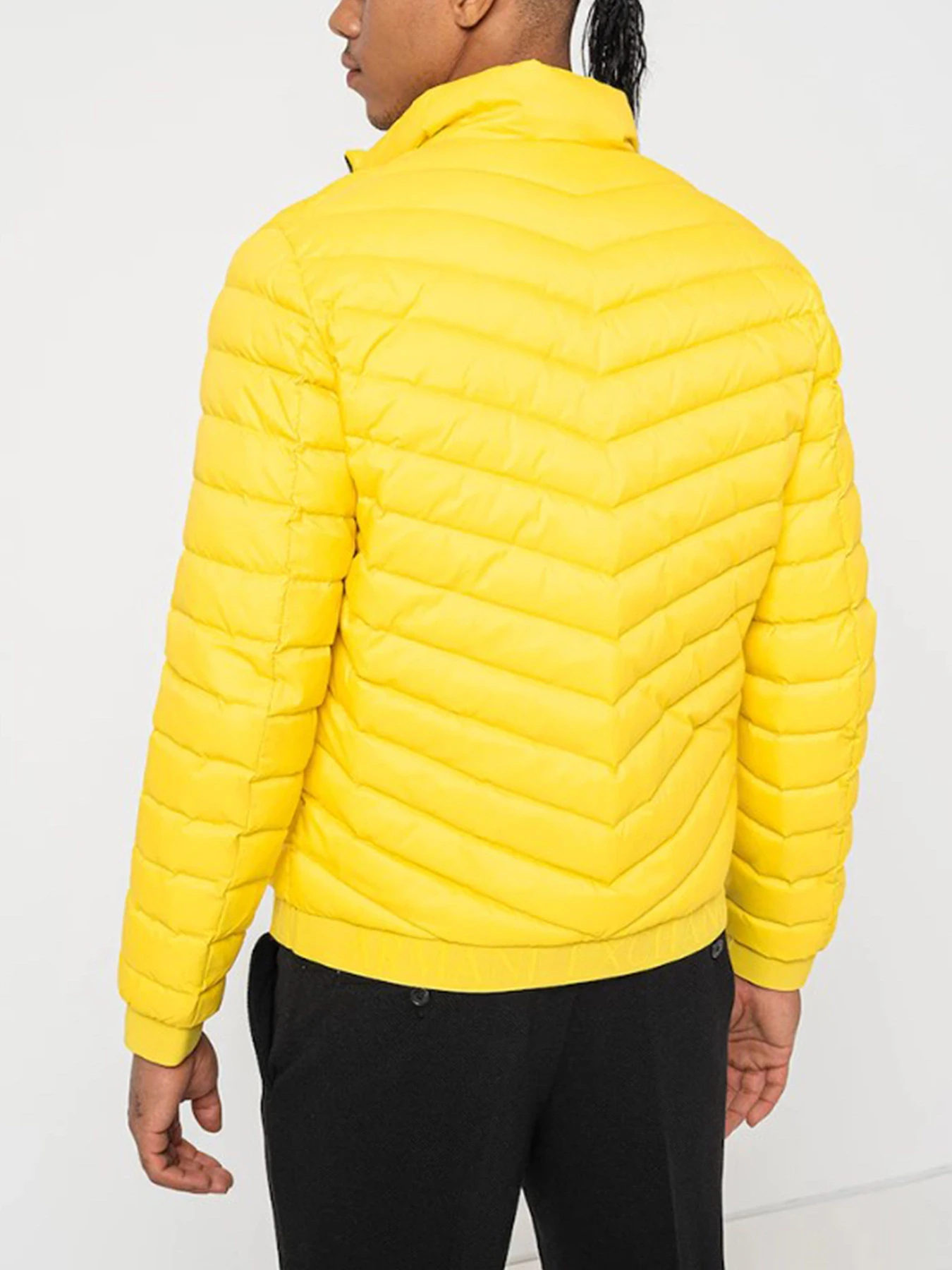 Куртки и дубленки Armani Exchange модель 8NZB52-ZNW3Z-4623 Куртки и дубленки Armani Exchange модель 8NZB52-ZNW3Z-4623 Фото