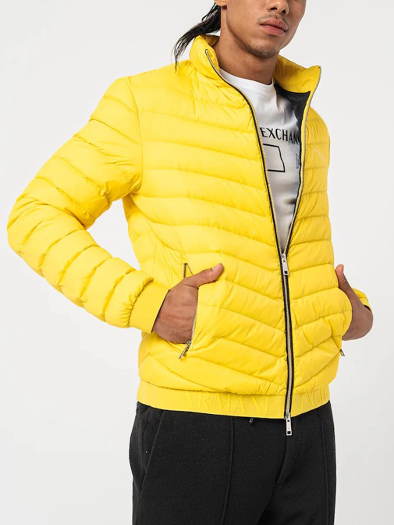 Куртки и дубленки Armani Exchange модель 8NZB52-ZNW3Z-4623 Куртки и дубленки Armani Exchange модель 8NZB52-ZNW3Z-4623 Фото