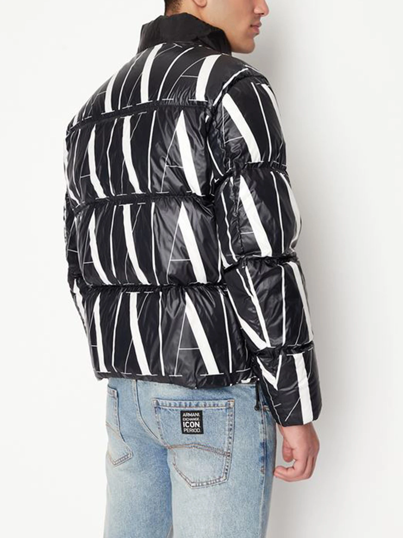 Куртки и дубленки Armani Exchange модель 8NZBP8-ZNULZ-22AR Куртки и дубленки Armani Exchange модель 8NZBP8-ZNULZ-22AR Фото