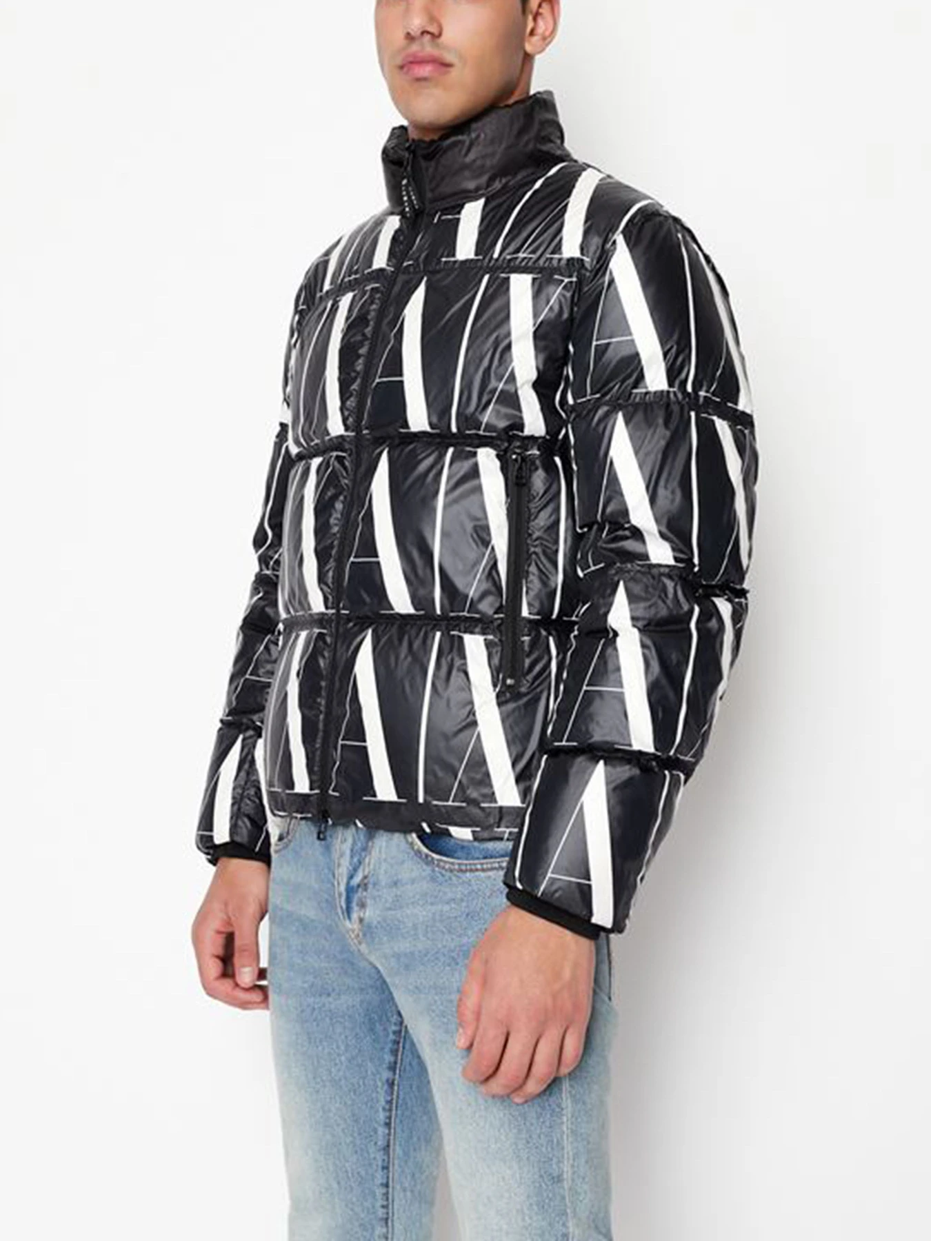 Куртки и дубленки Armani Exchange модель 8NZBP8-ZNULZ-22AR Куртки и дубленки Armani Exchange модель 8NZBP8-ZNULZ-22AR Фото