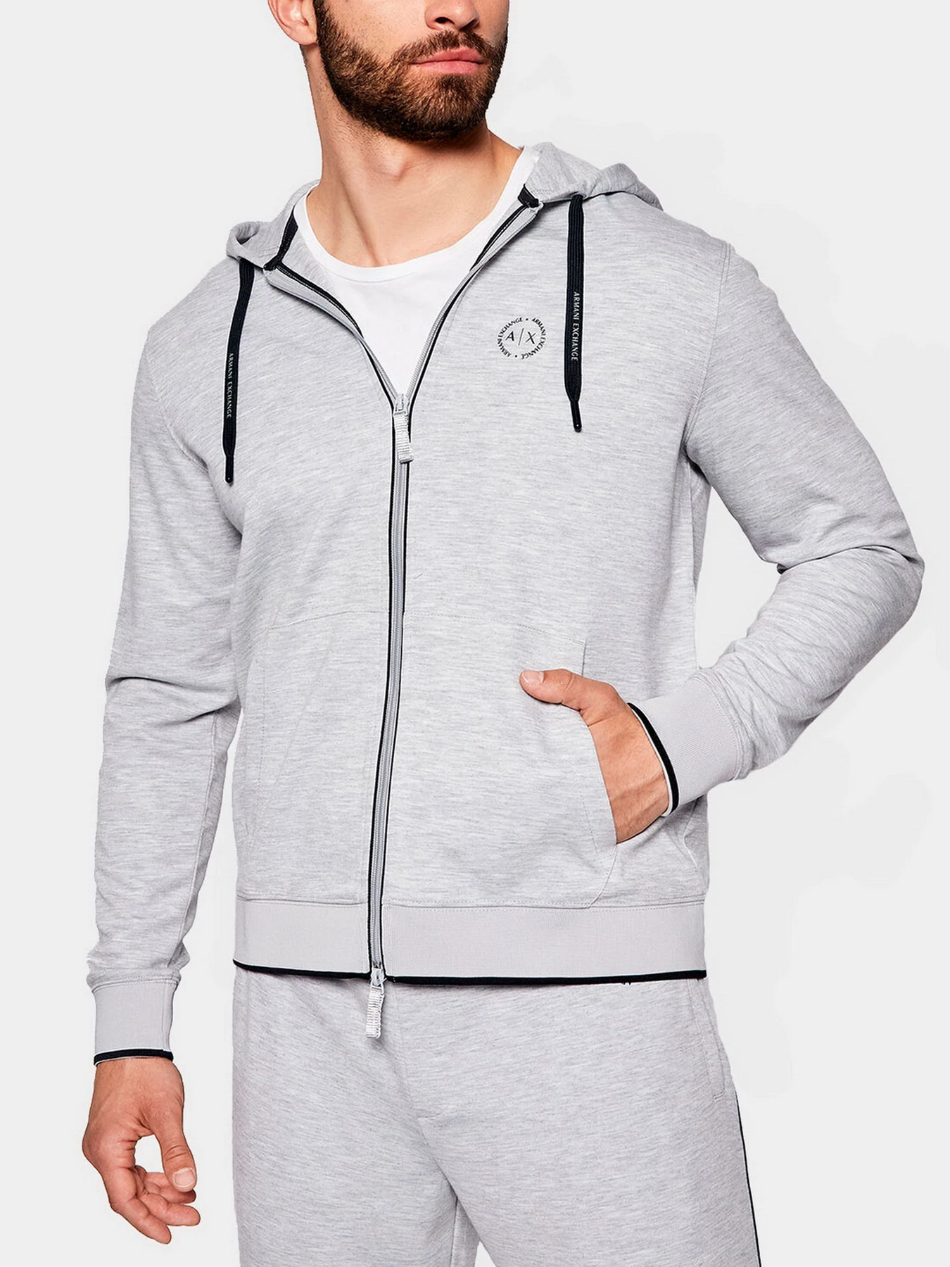 Худи и свитшоты Armani Exchange модель 8NZM74-Z9N1Z-3929 Худи и свитшоты Armani Exchange модель 8NZM74-Z9N1Z-3929 Фото
