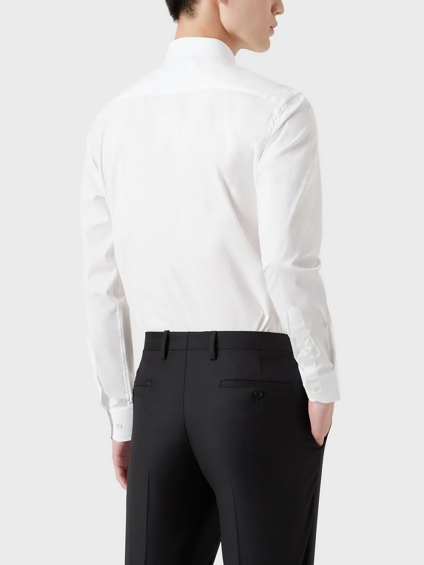 Рубашки Emporio Armani модель B1EM5L-B1C68-100 Рубашки Emporio Armani модель B1EM5L-B1C68-100 Фото