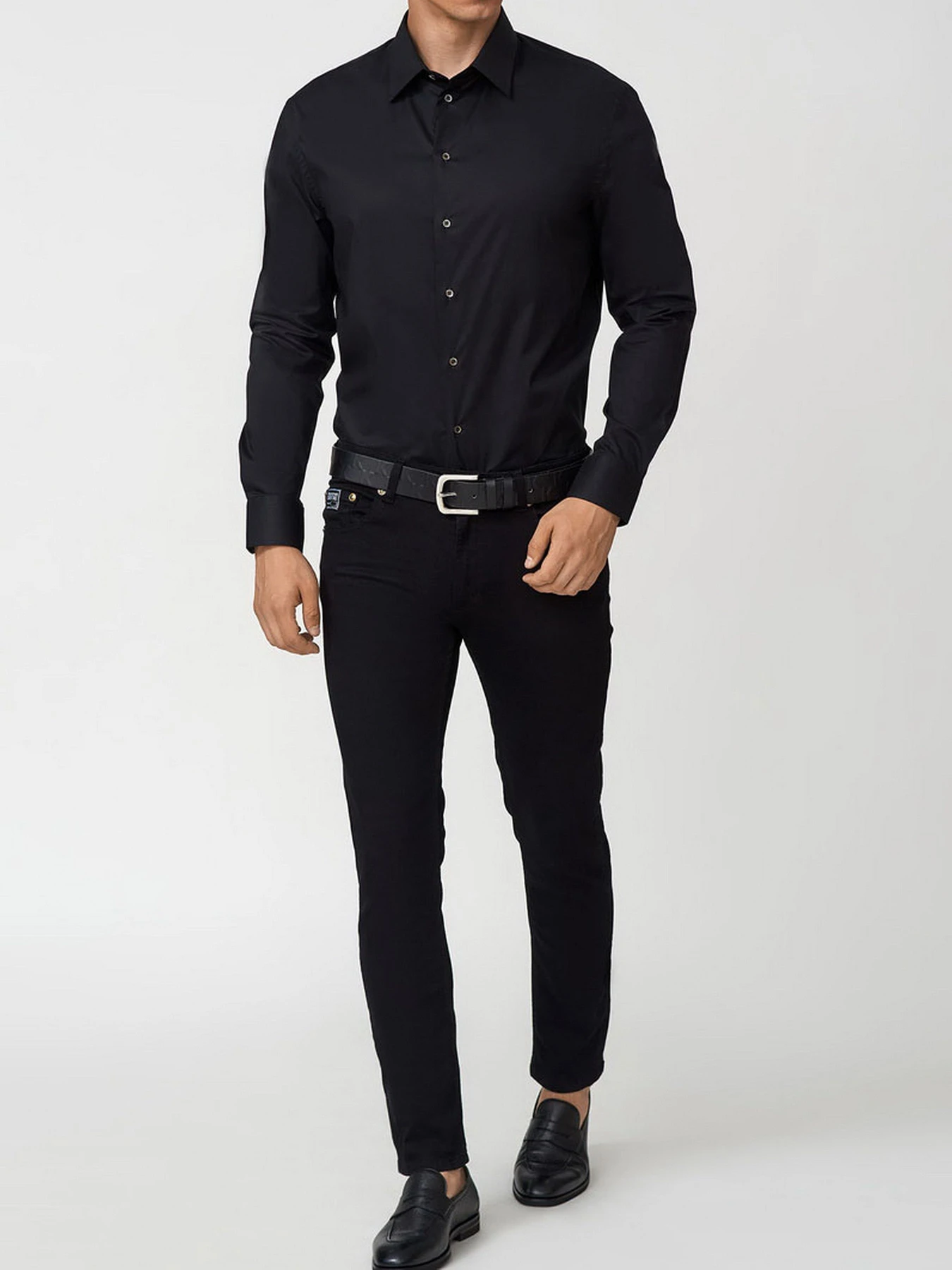 Рубашки Emporio Armani модель B1EM5L-B1C68-999 Рубашки Emporio Armani модель B1EM5L-B1C68-999 Фото