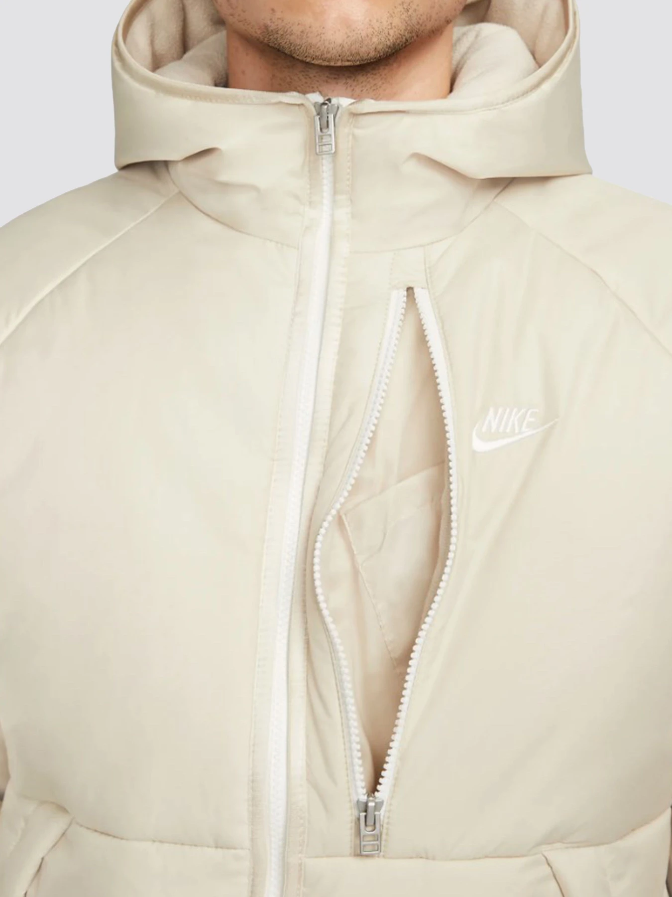 Куртки и дубленки NIKE модель DD6857-206 Куртки и дубленки NIKE модель DD6857-206 Фото