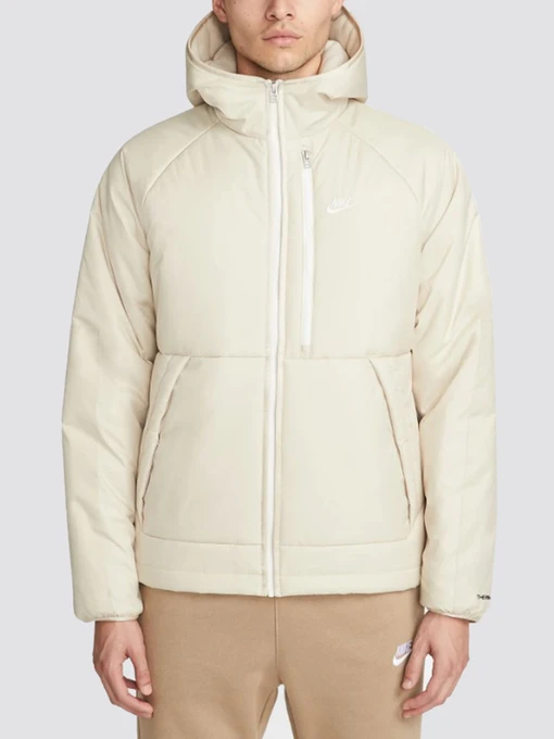 Куртки и дубленки NIKE модель DD6857-206 Фото